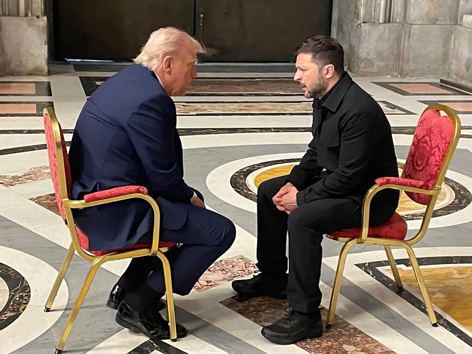 Trump glaubt, Selenskyj könnte Anspruch auf Krim aufgeben