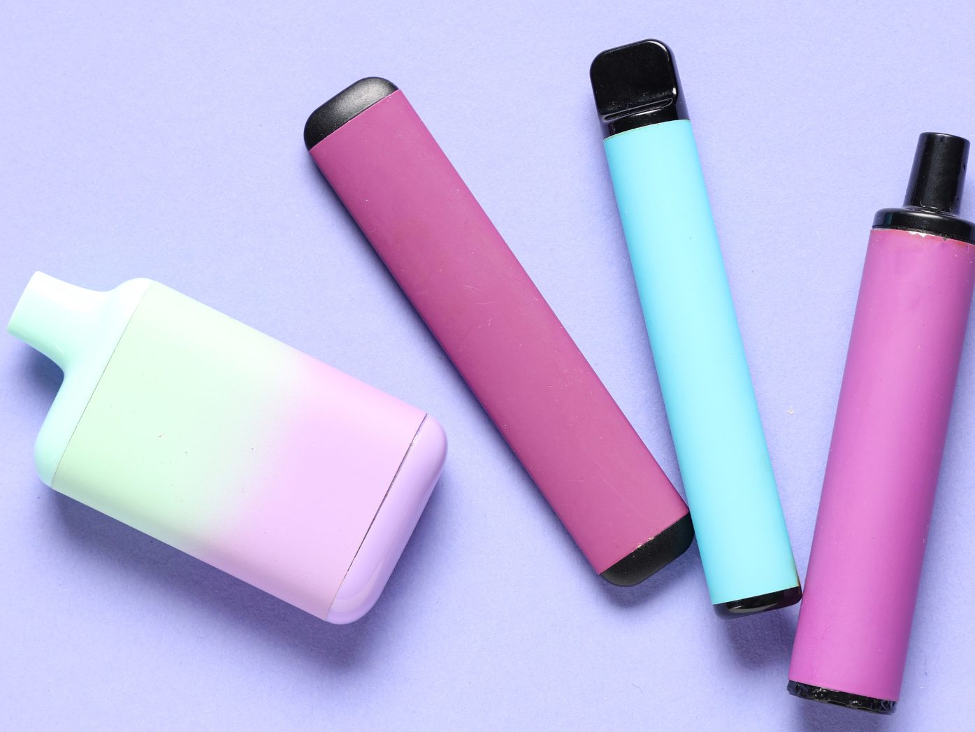 Abfall- und Ressourcenwirtschaft fordern ein Verbot von Einweg-Vapes.