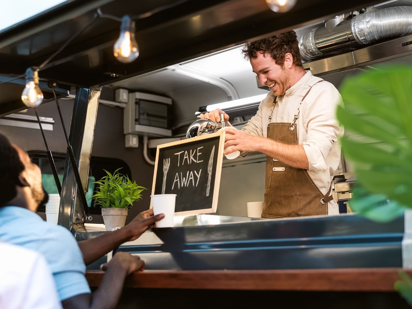 2025 tourt das European Street Food Festival bereits zum 10. Mal durch Österreich. 2025 tourt das European Street Food Festival bereits zum 10. Mal durch Österreich.
