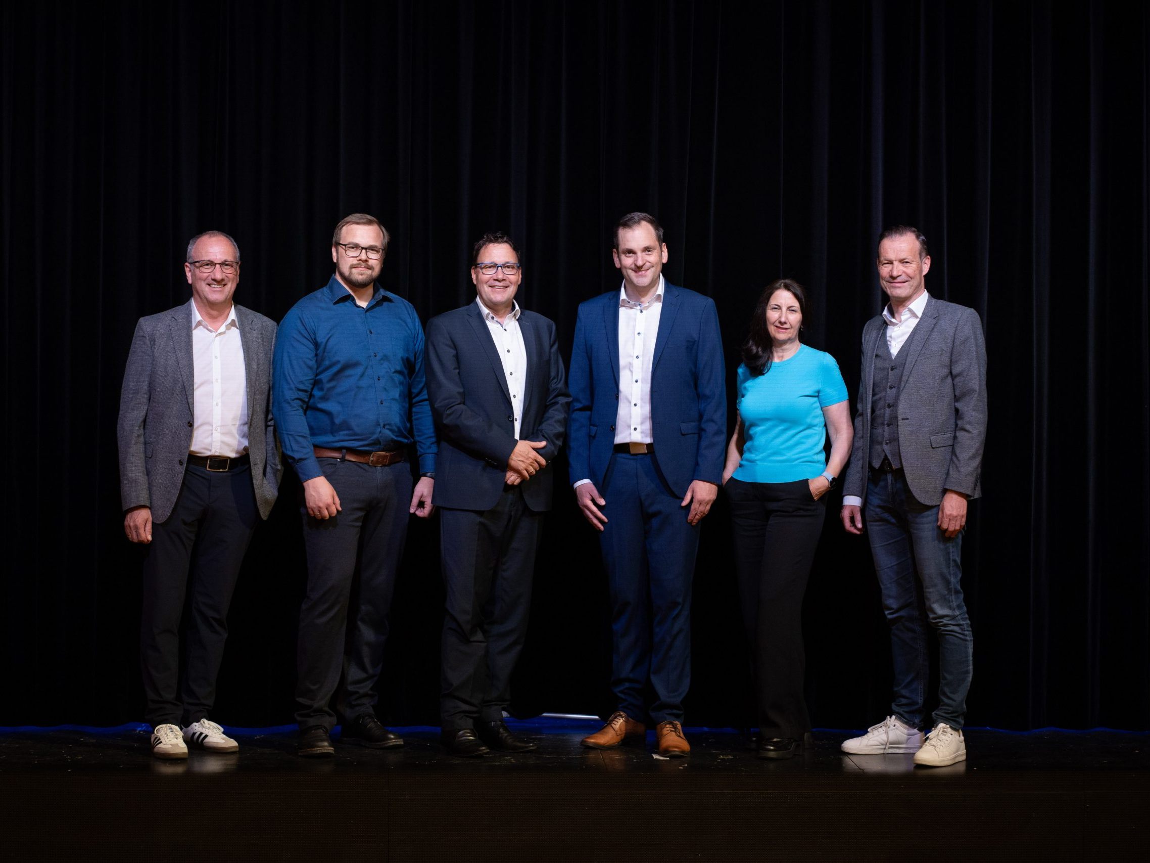 Hörbranzer Gemeindevorstand (2025-2030) mit Josef Siebmacher, Bernhard Natter, Stefan Fischnaller, Manuela Sicher und Gerhard Achberger mit Bgm. Andreas Kresser (3. v.r.)