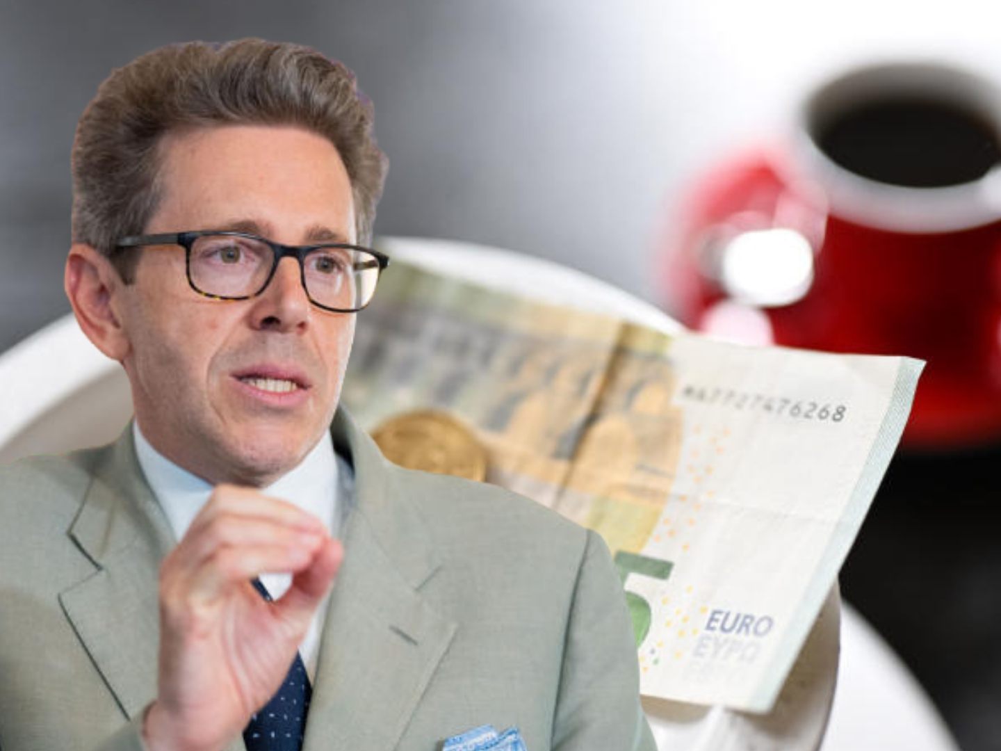 Trinkgelder sind derzeit prinzipiell sozialversicherungspflichtig. Trinkgelder sind derzeit prinzipiell sozialversicherungspflichtig.