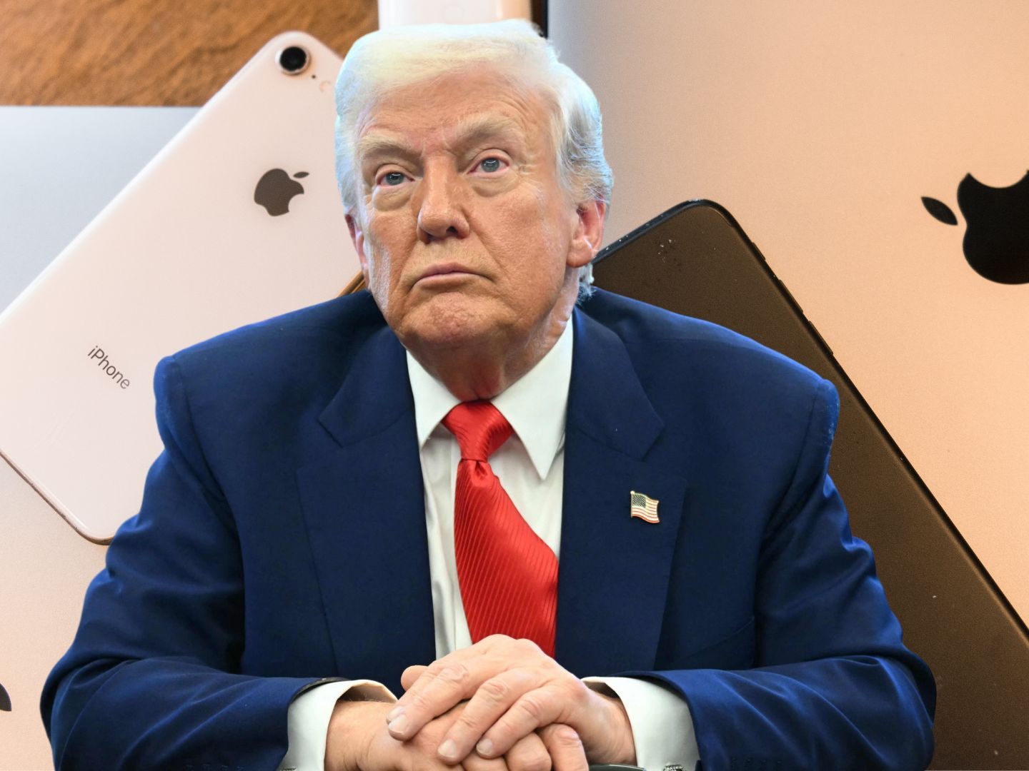 Donald Trump nimmt Smartphones und Computer von China-Zöllen aus – Tech-Konzerne und Konsumenten profitieren. Donald Trump nimmt Smartphones und Computer von China-Zöllen aus – Tech-Konzerne und Konsumenten profitieren.