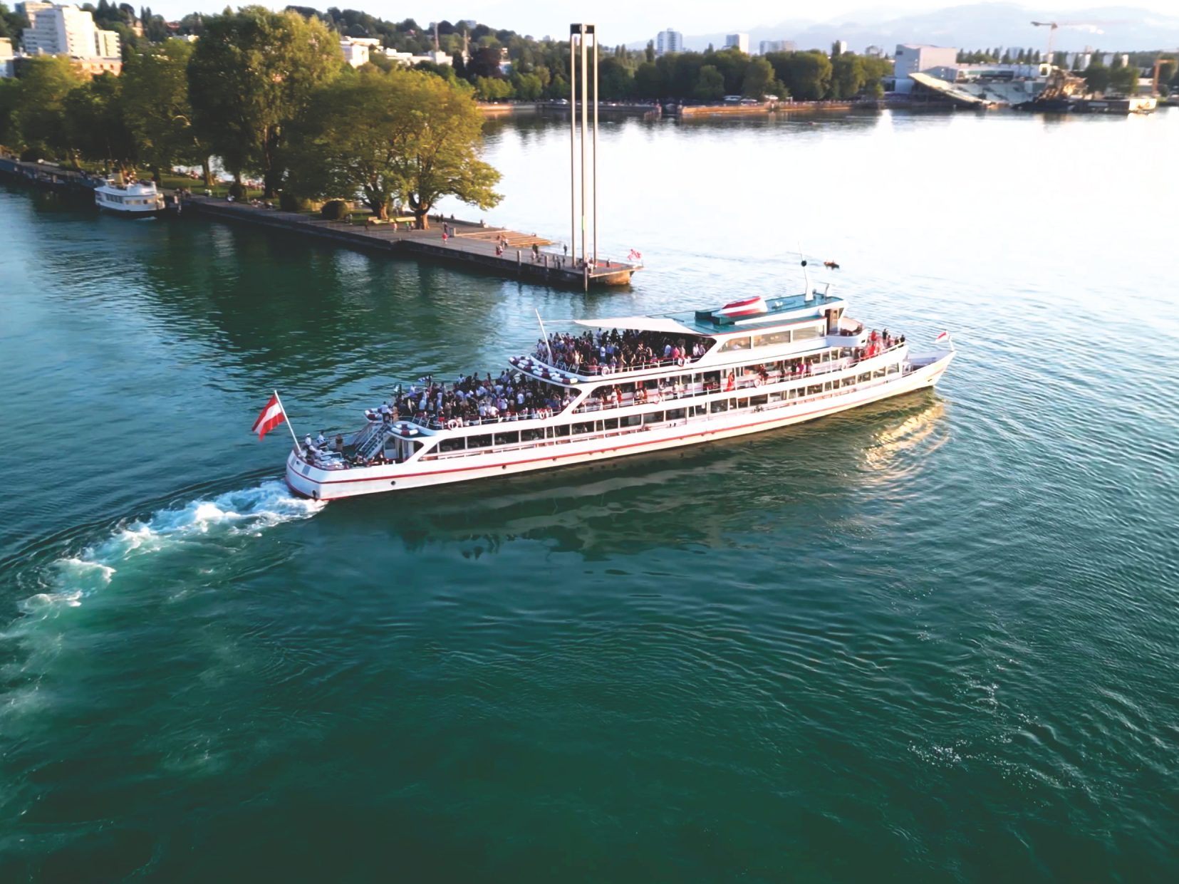 Vorarlberg Lines starten Saison 2025 mit Jubiläum, Events und Rundfahrten am Bodensee. Vorarlberg Lines starten Saison 2025 mit Jubiläum, Events und Rundfahrten am Bodensee.