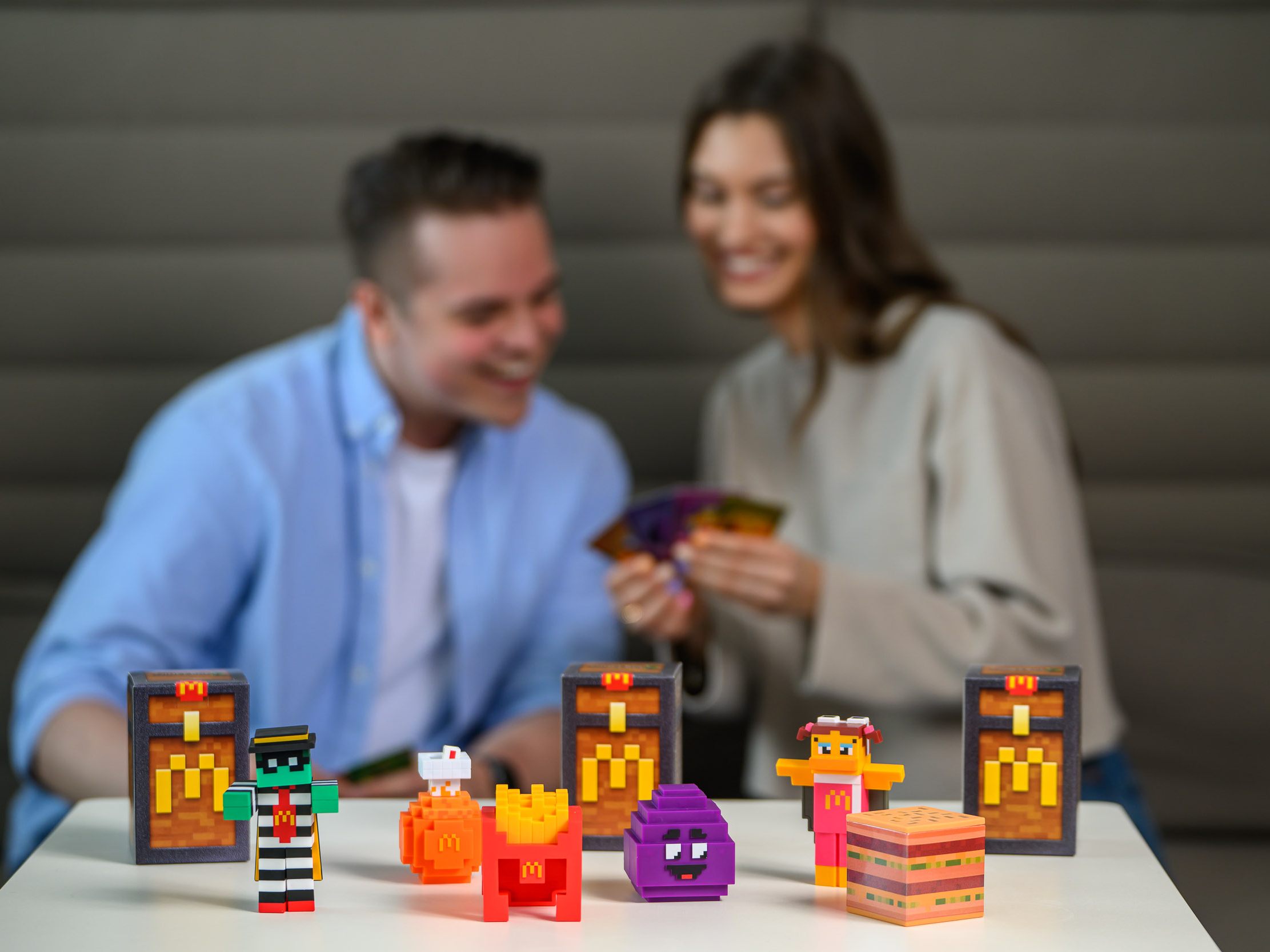 Bei McDonald's gibt es ab sofort "Collectibles" und Sammelkarten mit Code, die einen exklusiven Skin im "Minecraft"-Spiel freischalten.