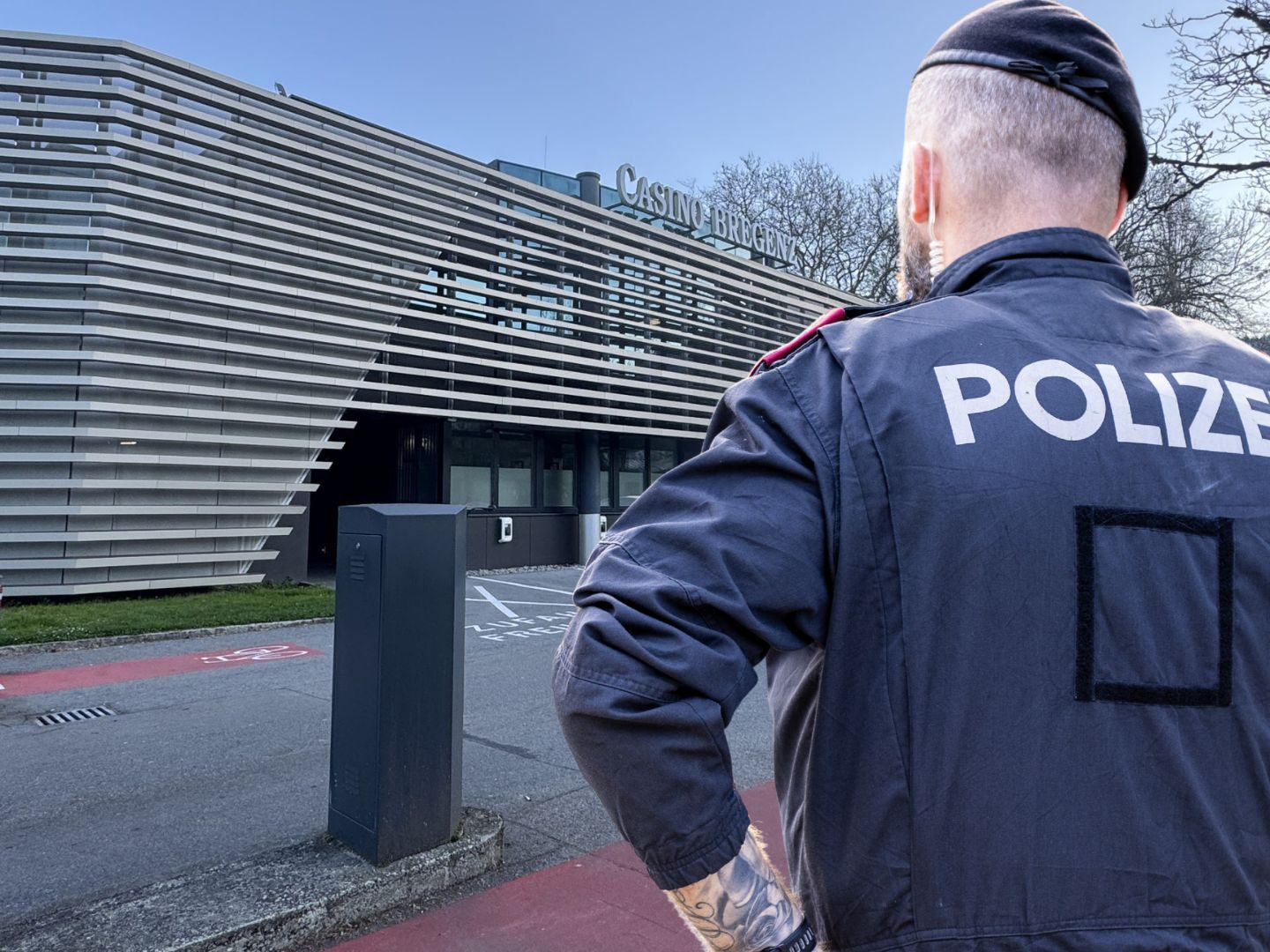 Räuber wenige Stunden nach der Tat festgenommen Räuber wenige Stunden nach der Tat festgenommen