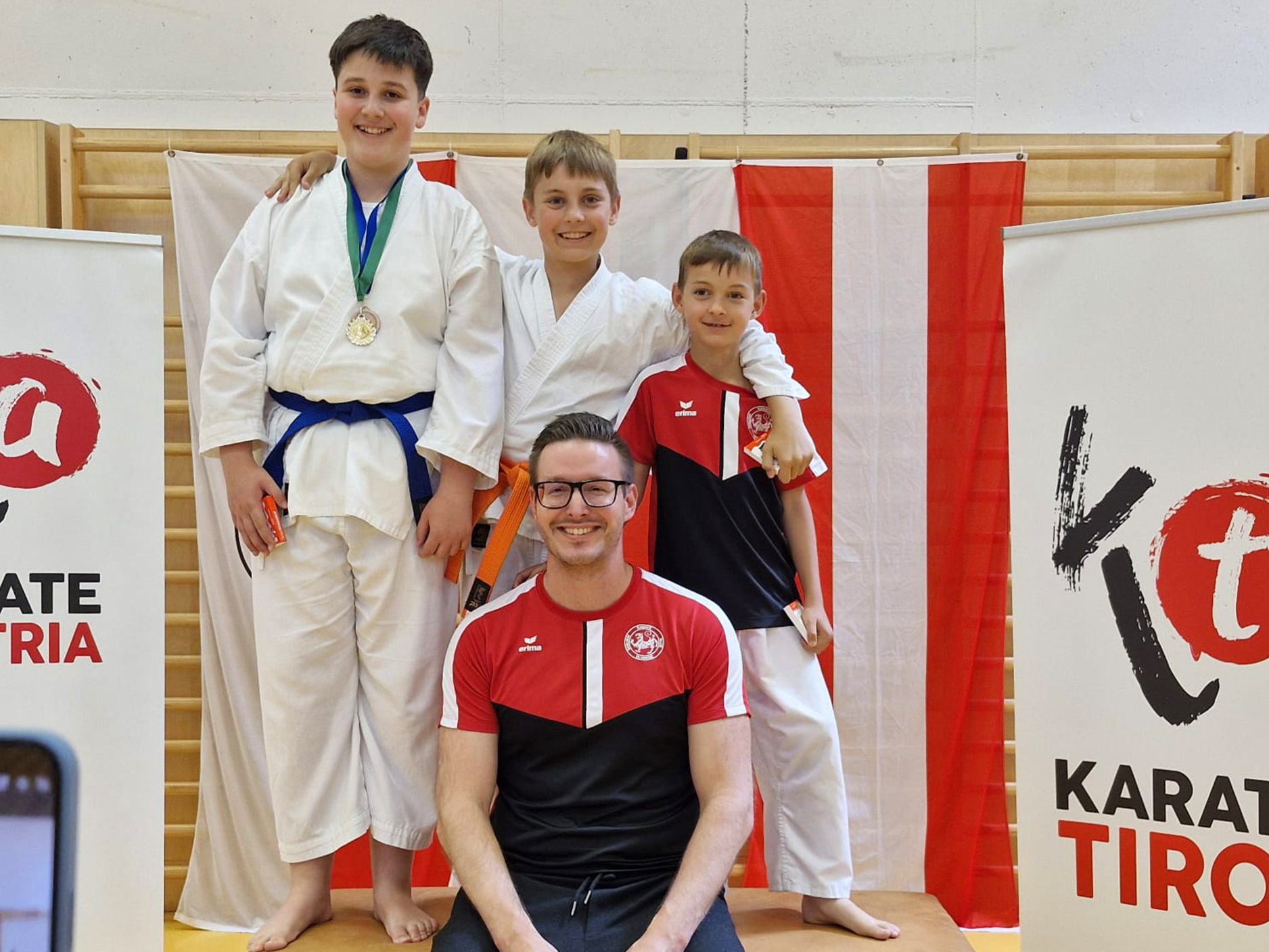 Elia Hörburger erkämpfte sich Gold und Bronze in Kematen Elia Hörburger erkämpfte sich Gold und Bronze in Kematen