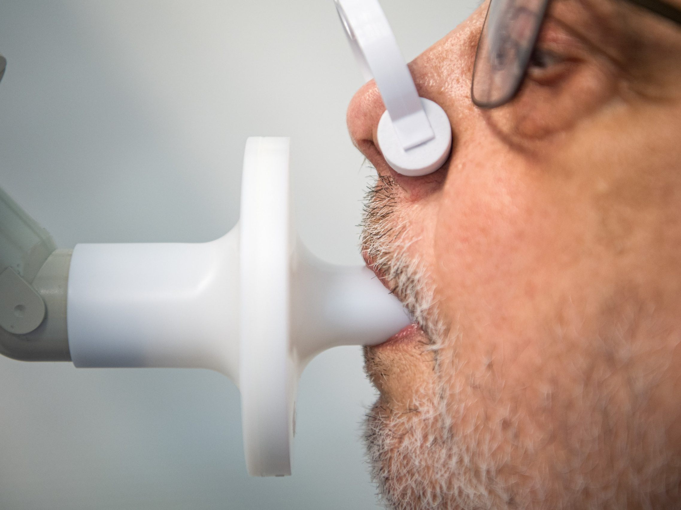 Kritik gibt es am Umgang mit ME/CFS- und Post Covid-Betroffenen Kritik gibt es am Umgang mit ME/CFS- und Post Covid-Betroffenen