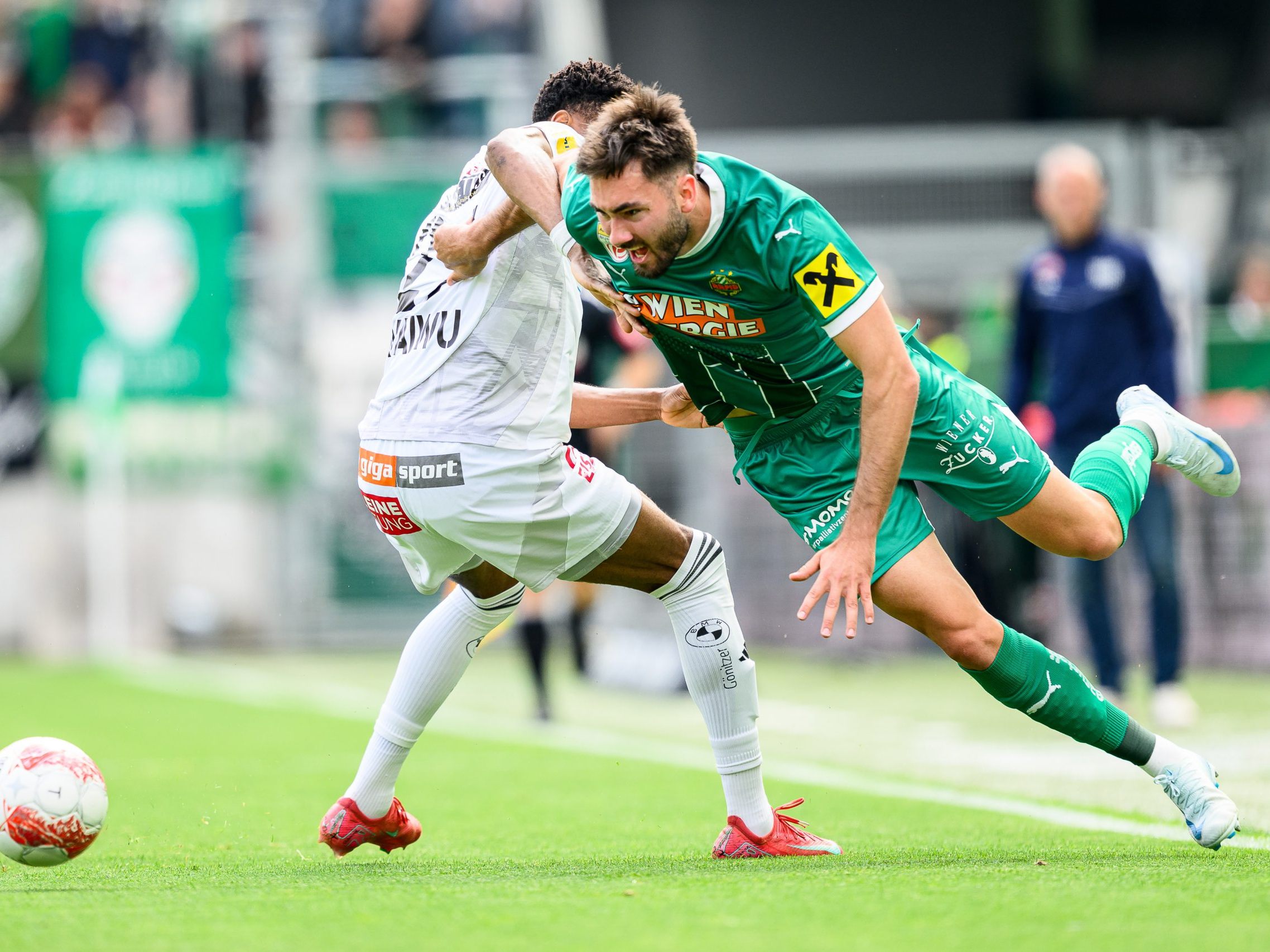 WAC hielt mit einem 1:0-Erfolg gegen Rapid den Rückstand auf Sturm bei drei Zählern.