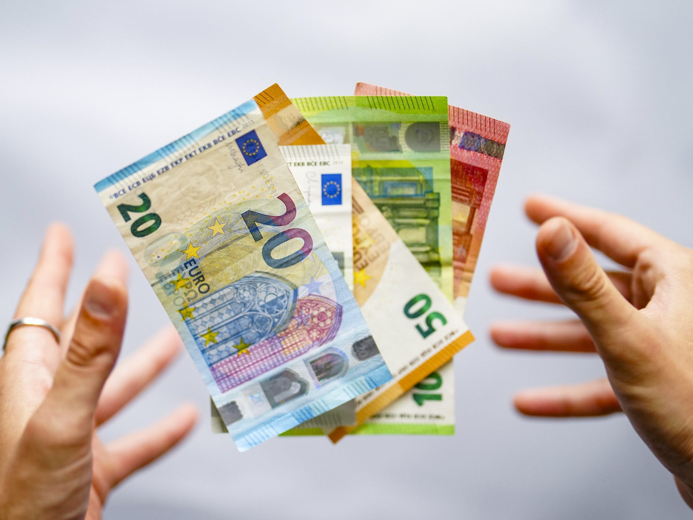 Ein Drittel ortet bei sich eine finanziell angespannte Lage.