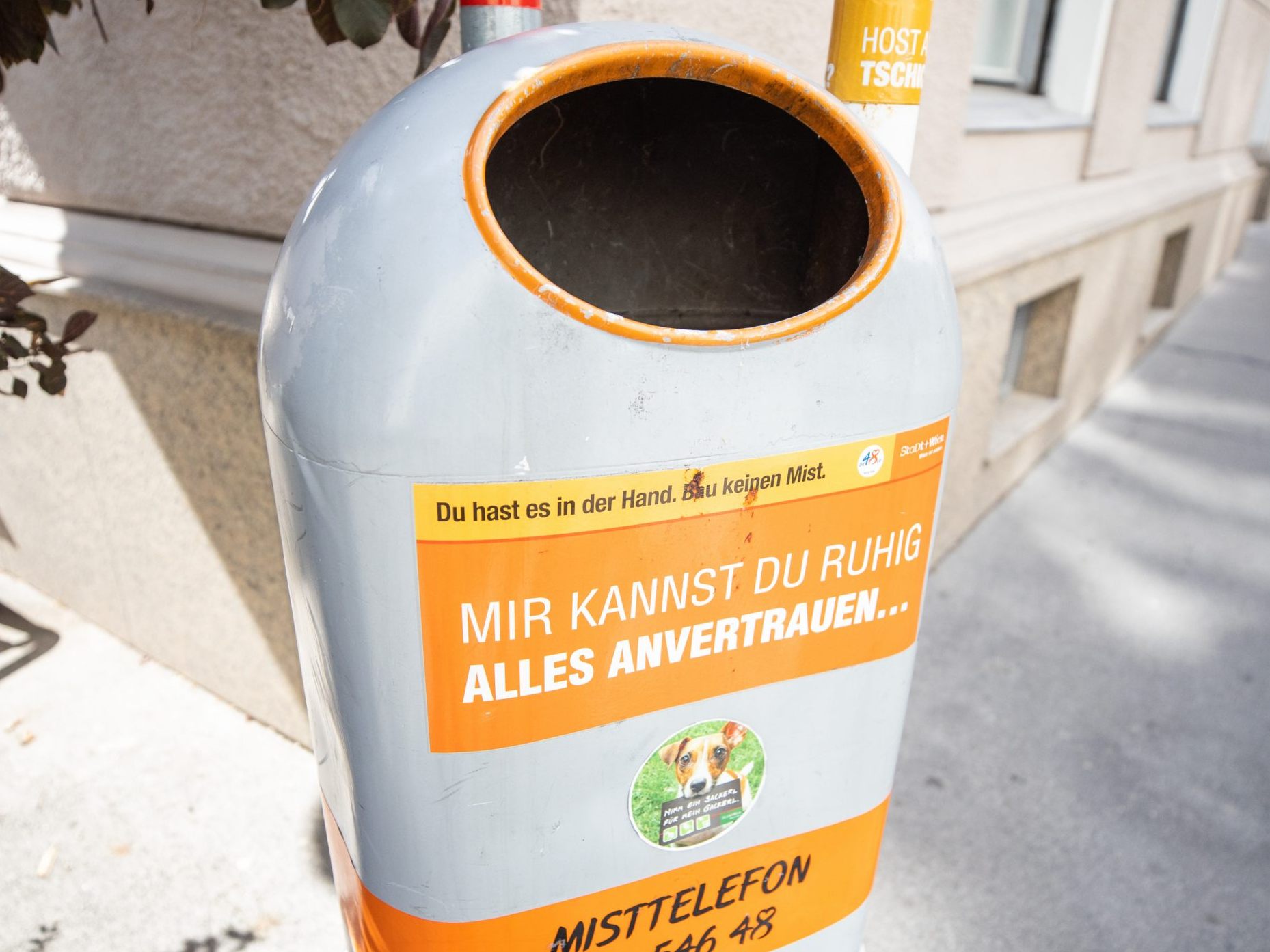 Wien bleibt bei Mistkübeln ohne Pfandringe.