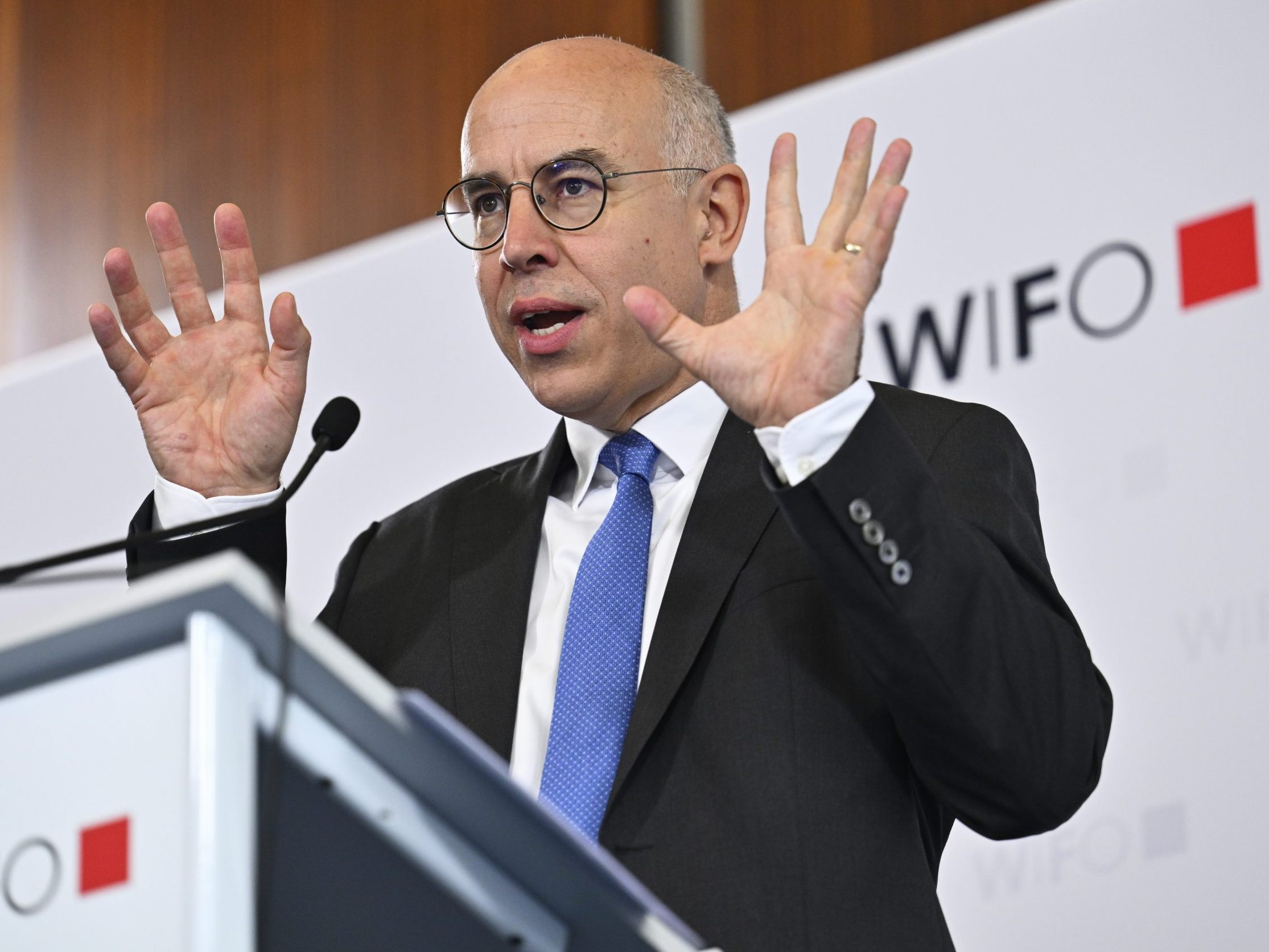 Wifo-Chef Felbermayr ist für ein Aufmachen des Beamten-Gehaltsabschluss.
