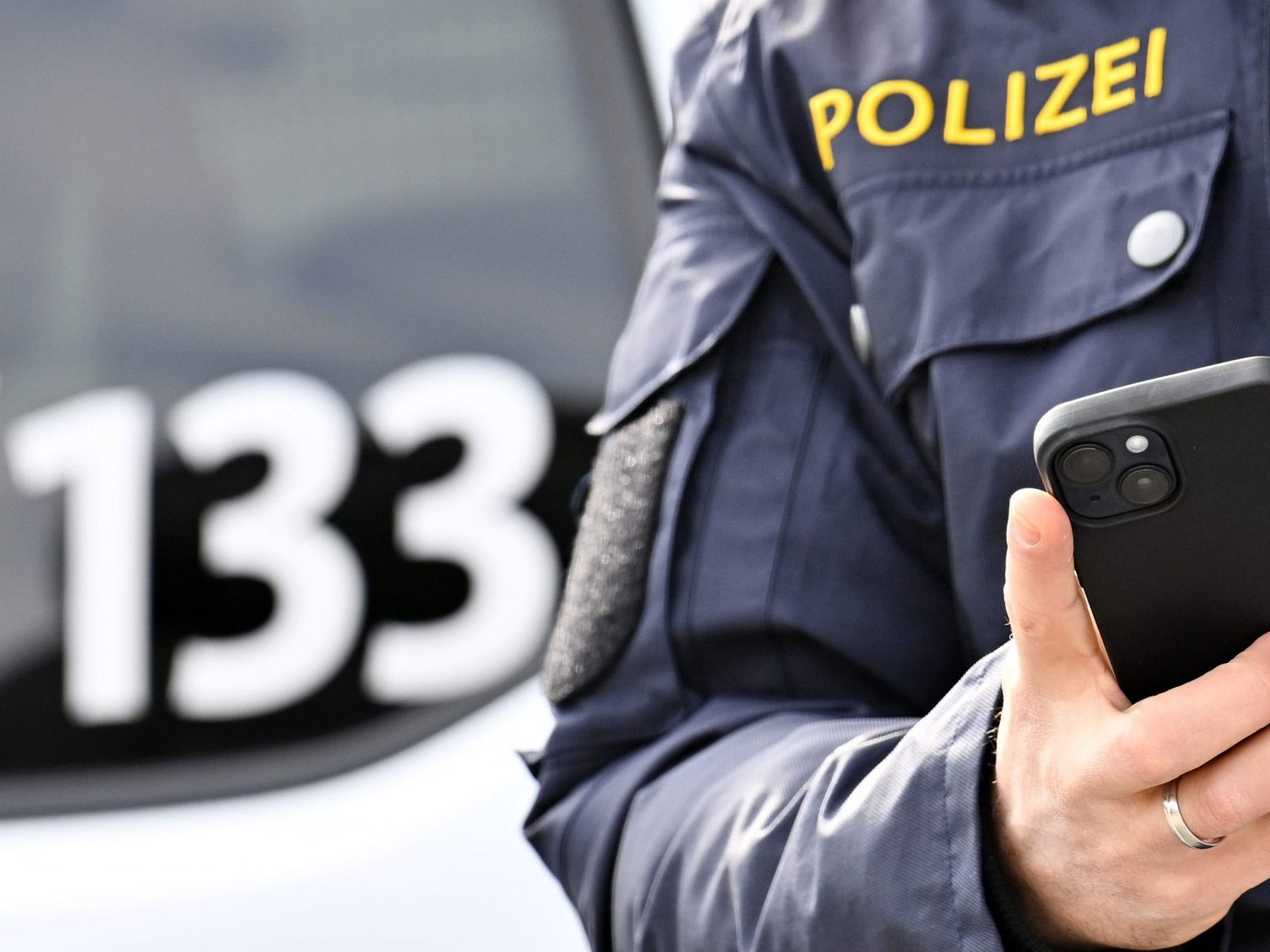 Polizeieinsatz wegen schwerer Nötigung. Polizeieinsatz wegen schwerer Nötigung.