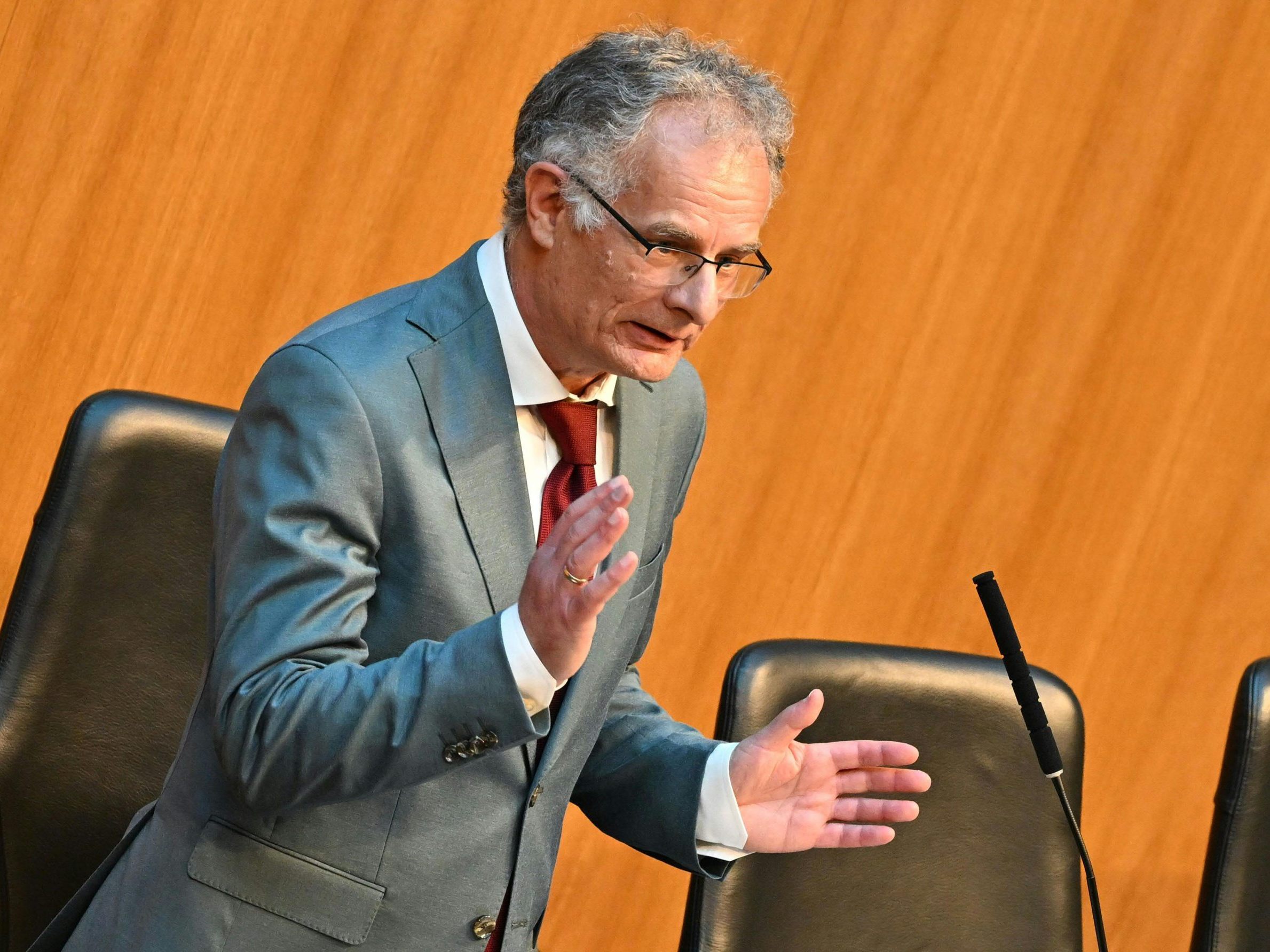 Die Dauer von Marterbauers Budgetrede ist nicht bekannt.