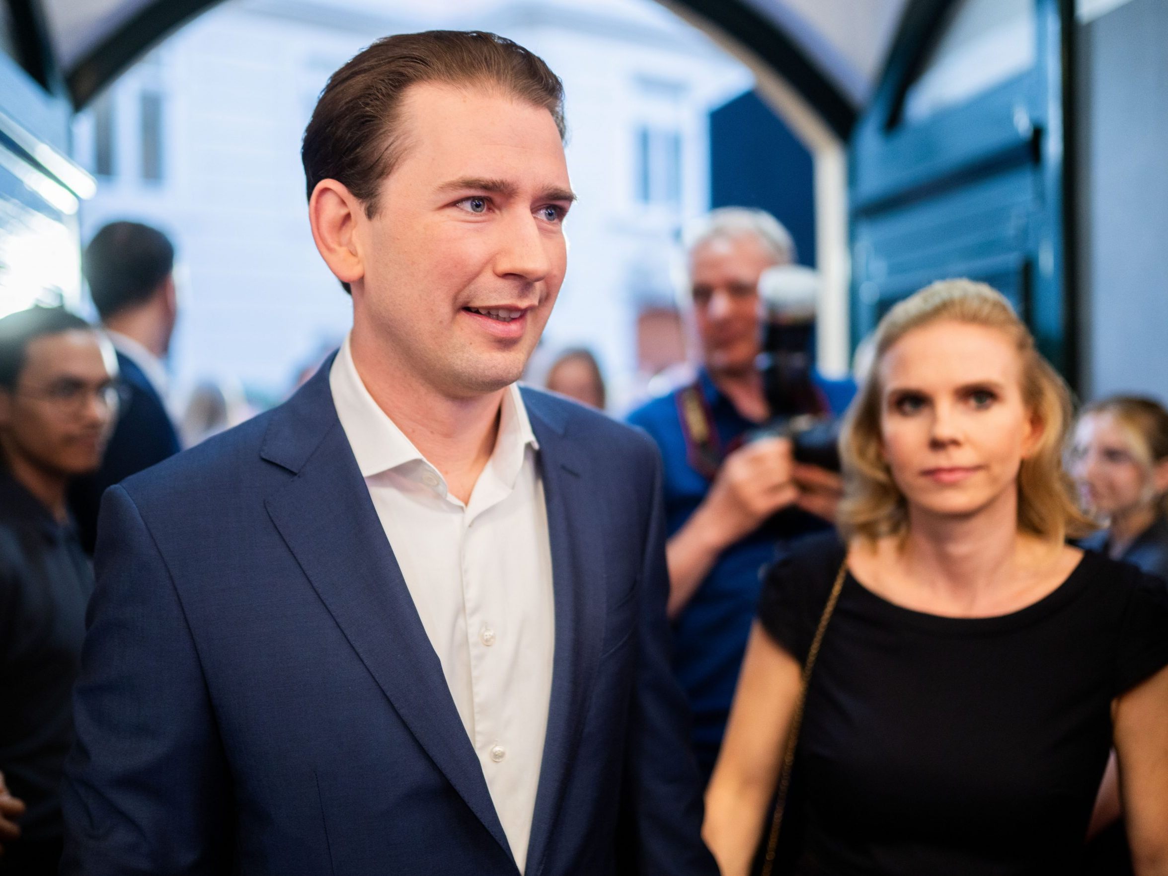 Sebastian Kurz - hier mit Susanne Thier - ist nun zweifacher Vater.