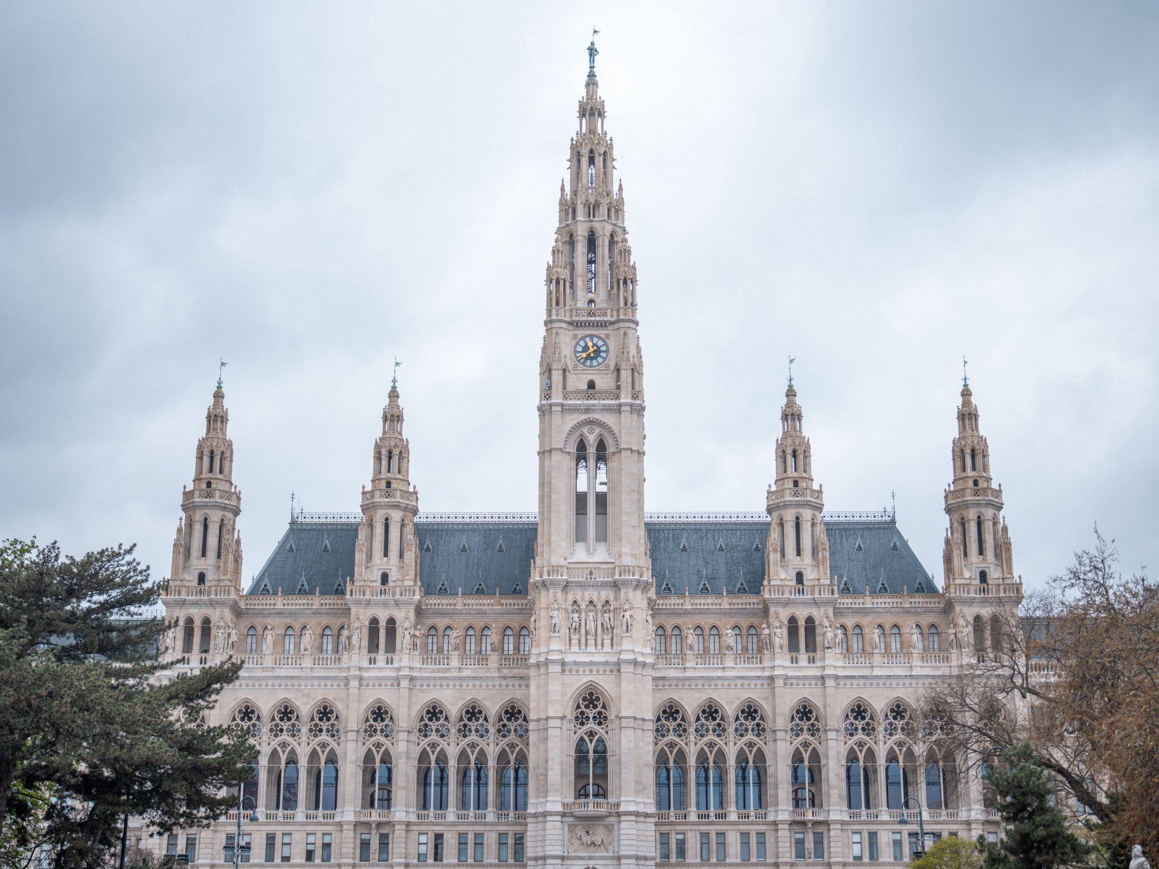 Das Wiener Rathaus. Das Wiener Rathaus.