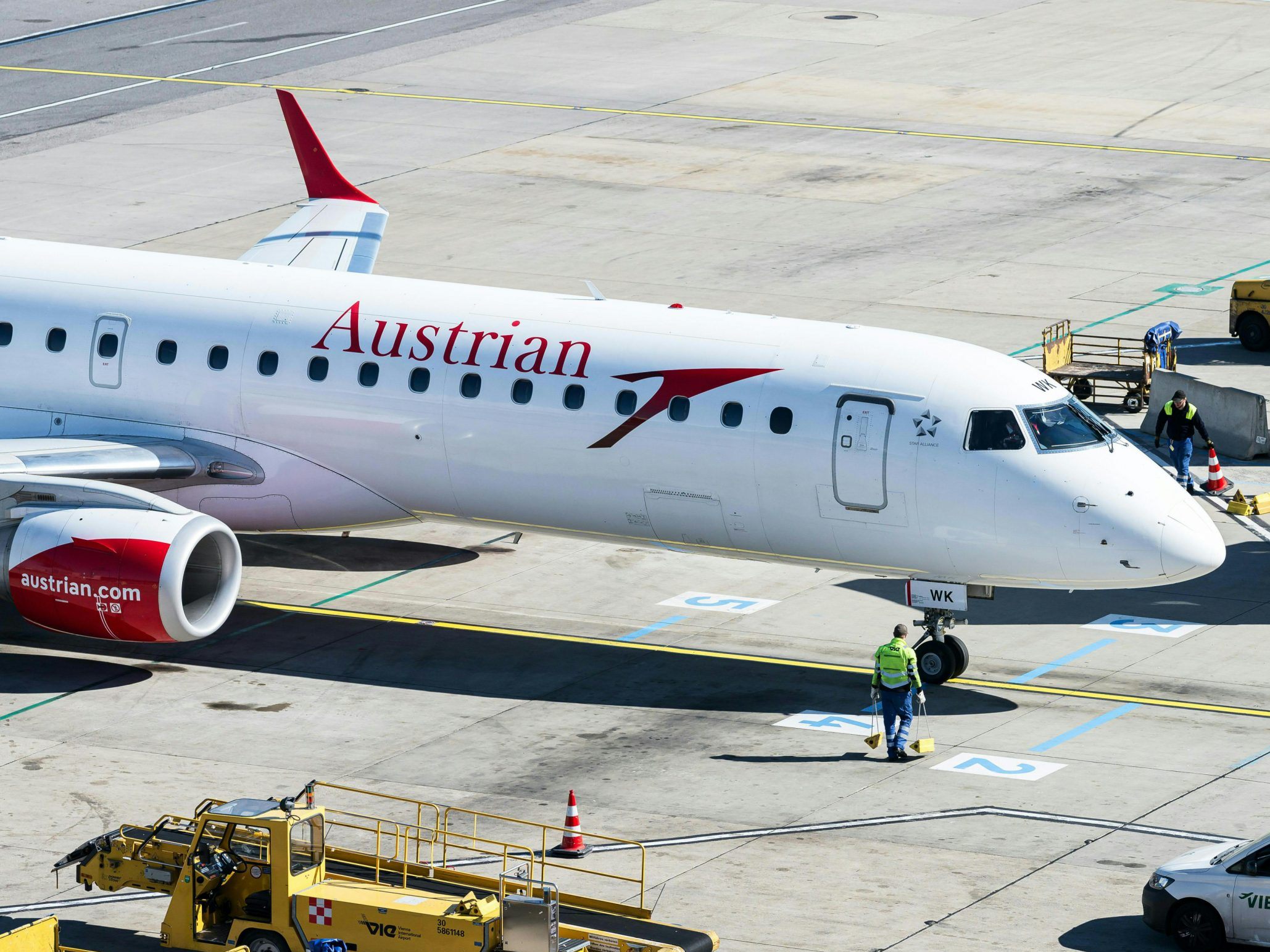 Die AUA setzt Flüge nach Tel Aviv bis 18. Mai aus.