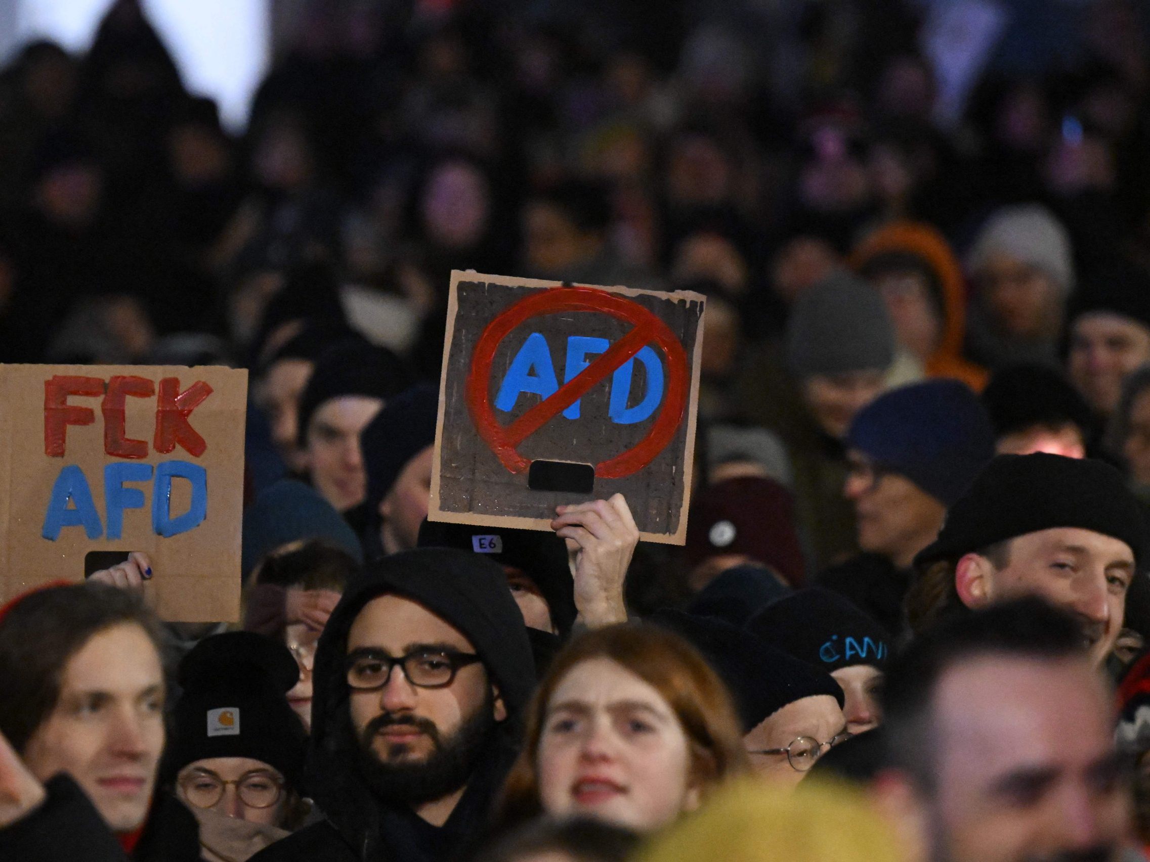 Der deutsche Bundesverfassungsschutz stuft AfD als "gesichert rechtsextrem" ein.