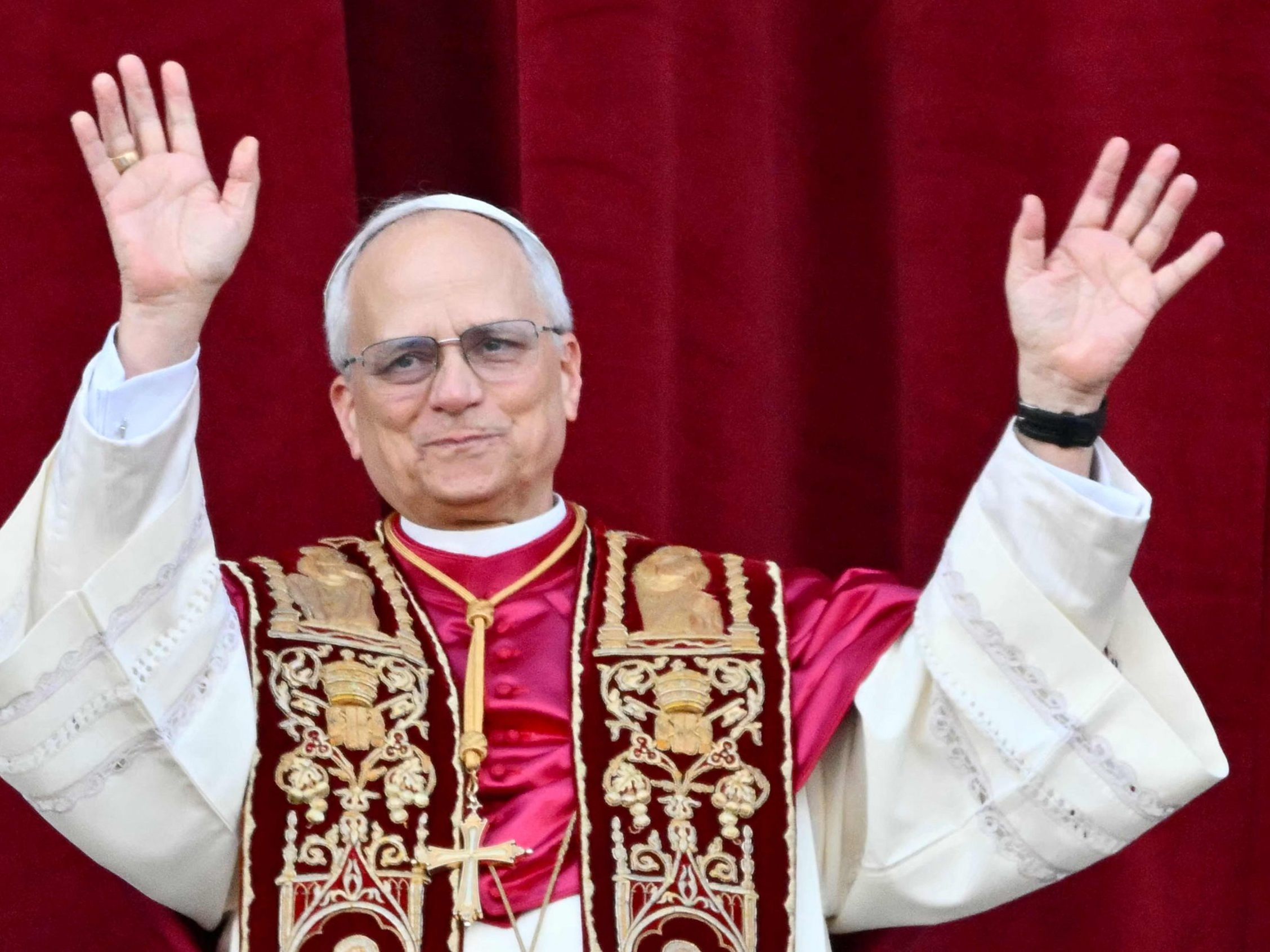 Kardinal Prevost soll mit über 100 Stimmen zum Papst gewählt worden sein.