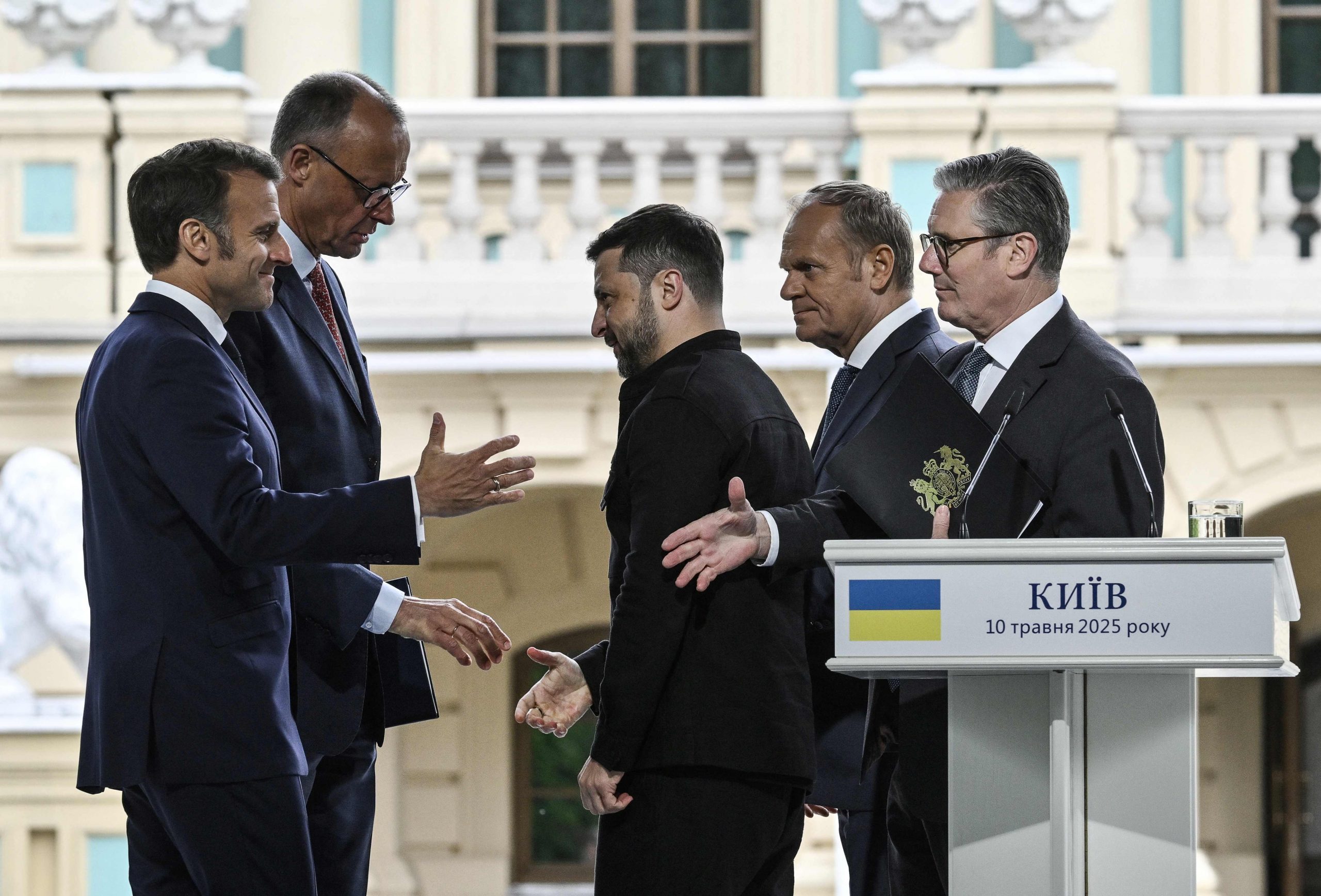 TOPSHOT-UKRAINE-EU-DIPLOMACY-RUSSIA-CONFLICT-WAR