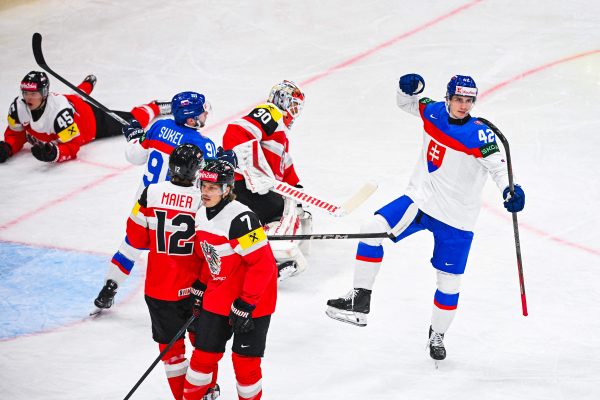 IHOCKEY-WC-2025-MEN-AUT-SVK