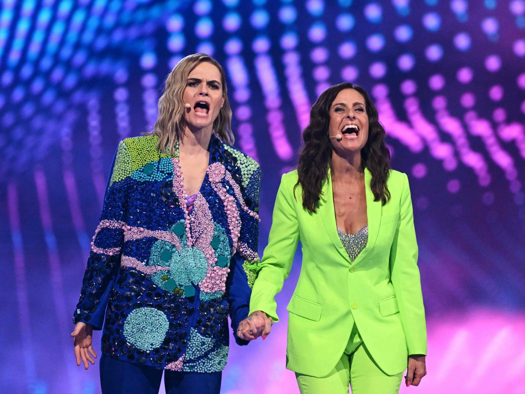Kritik an Hazel Brugger (L): War sie als ESC-Moderatorin fehl am Platz? Kritik an Hazel Brugger (L): War sie als ESC-Moderatorin fehl am Platz?