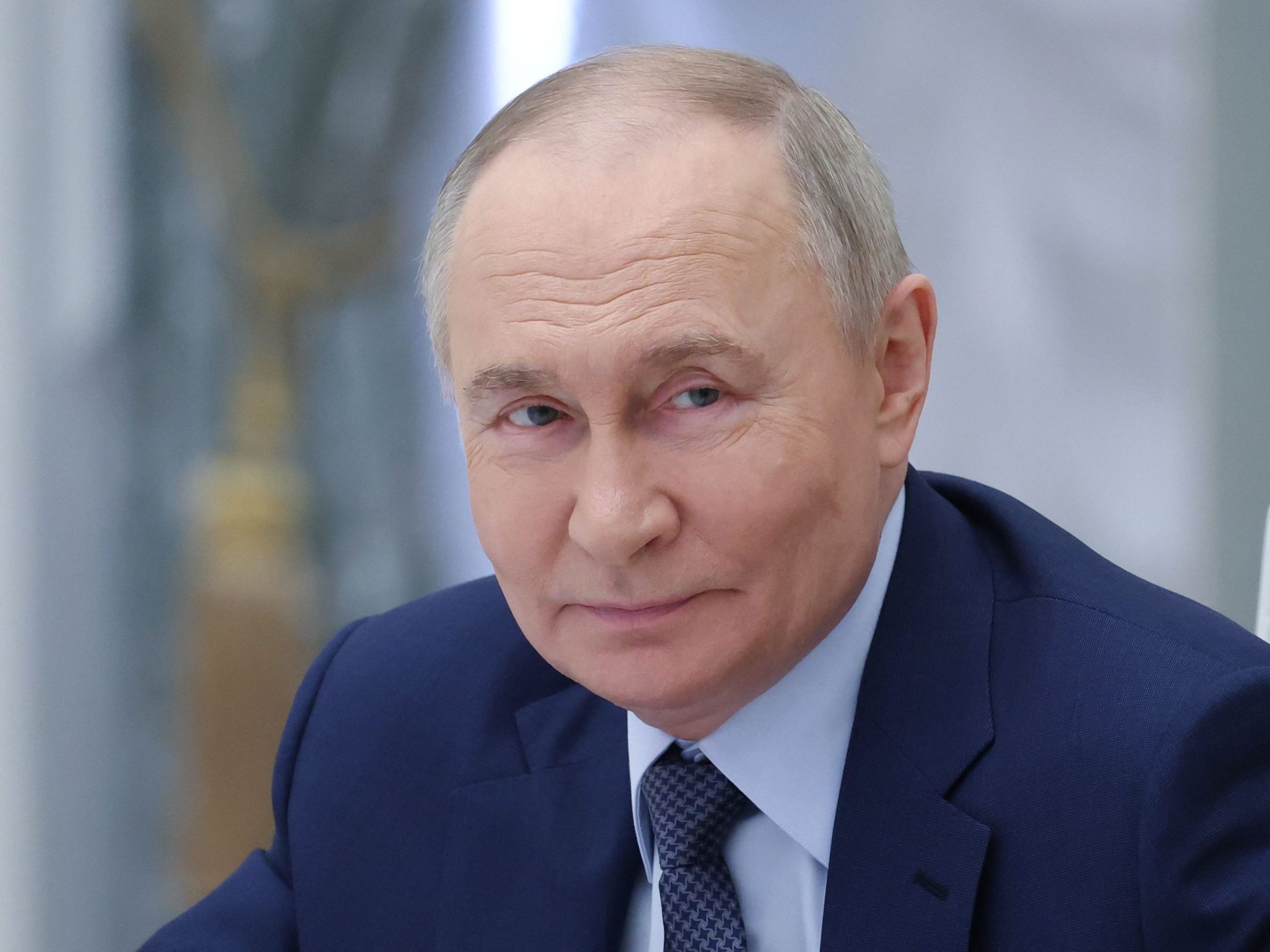 Russland rüstet an Finnlands Grenze auf – Satelliten zeigen neue Militärlager