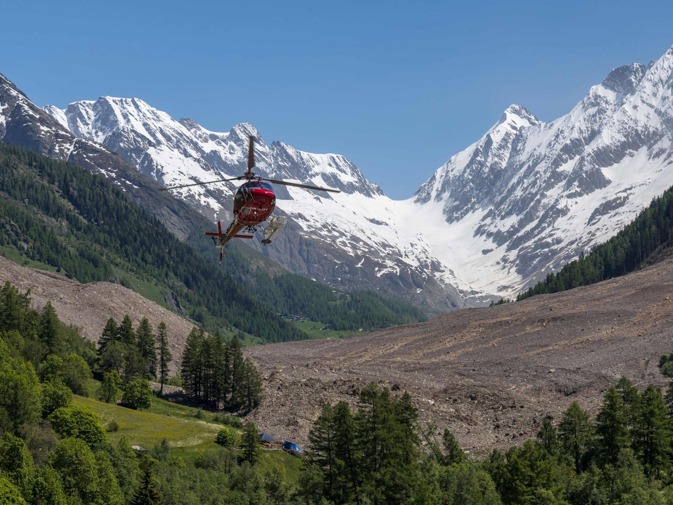Lage im Schweizer Lötschental stimmt Experten vorerst optimistisch