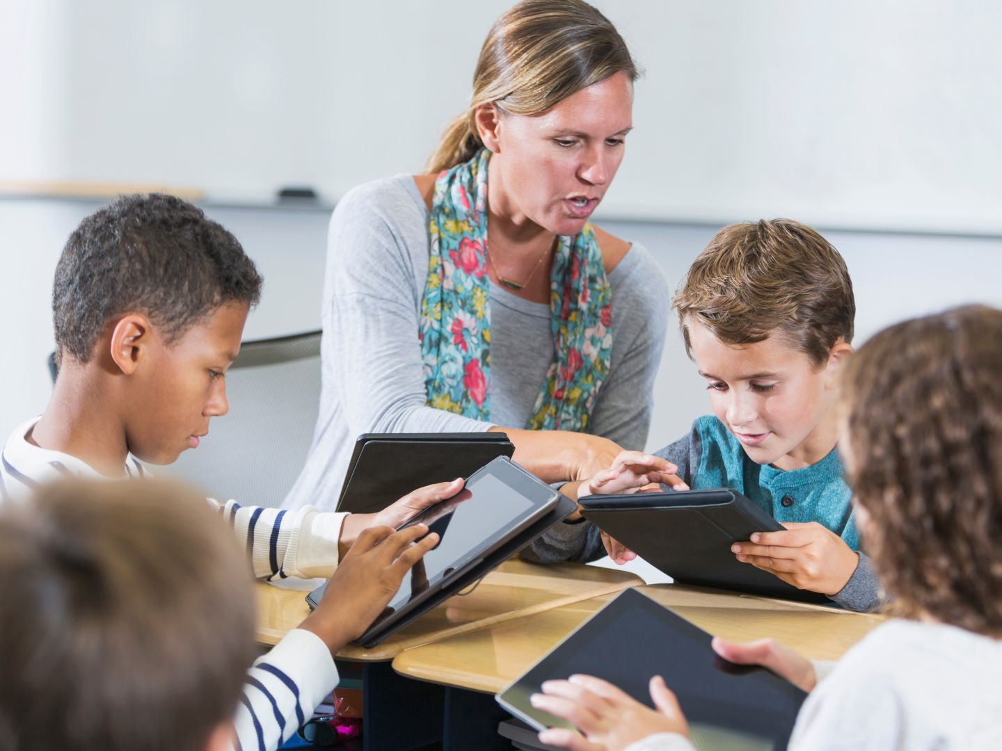Digitale Medien und KI werden kaum für Unterricht in Österreichs Schulen verwendet.