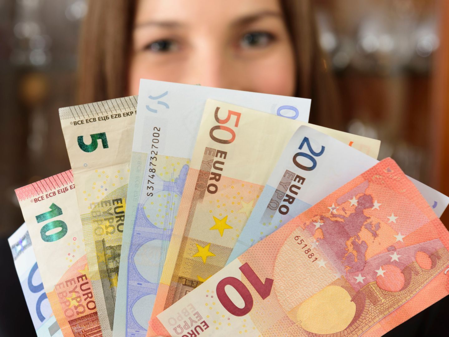 Engagierte Mitarbeiter können sich über einen "Leistungsbonus" freuen.