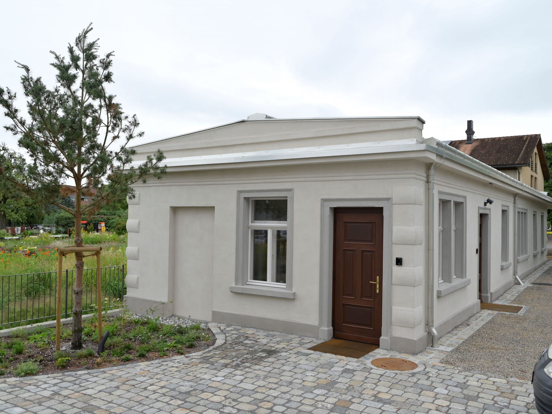 • Die Stickerei Rankweil und der angrenzende Park bei der Häusle-Villa werden wieder zu einem lebendigen Kulturraum. • Die Stickerei Rankweil und der angrenzende Park bei der Häusle-Villa werden wieder zu einem lebendigen Kulturraum.