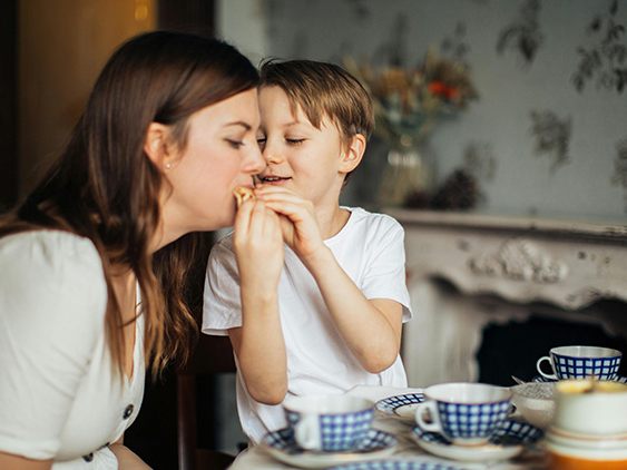 Essen verbindet – heute wie morgen. Bei Wissen fürs Leben wirft Foodtrend-Expertin Hanni Rützler einen Blick in die Zukunft unseres Essens.