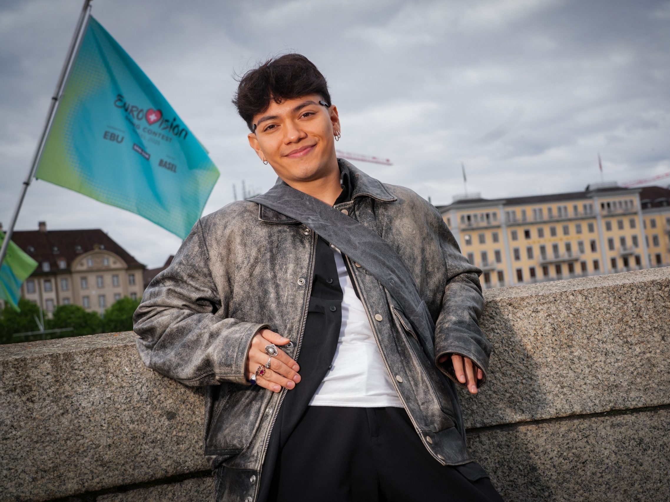 JJ auf Entdeckungstour in Basel.