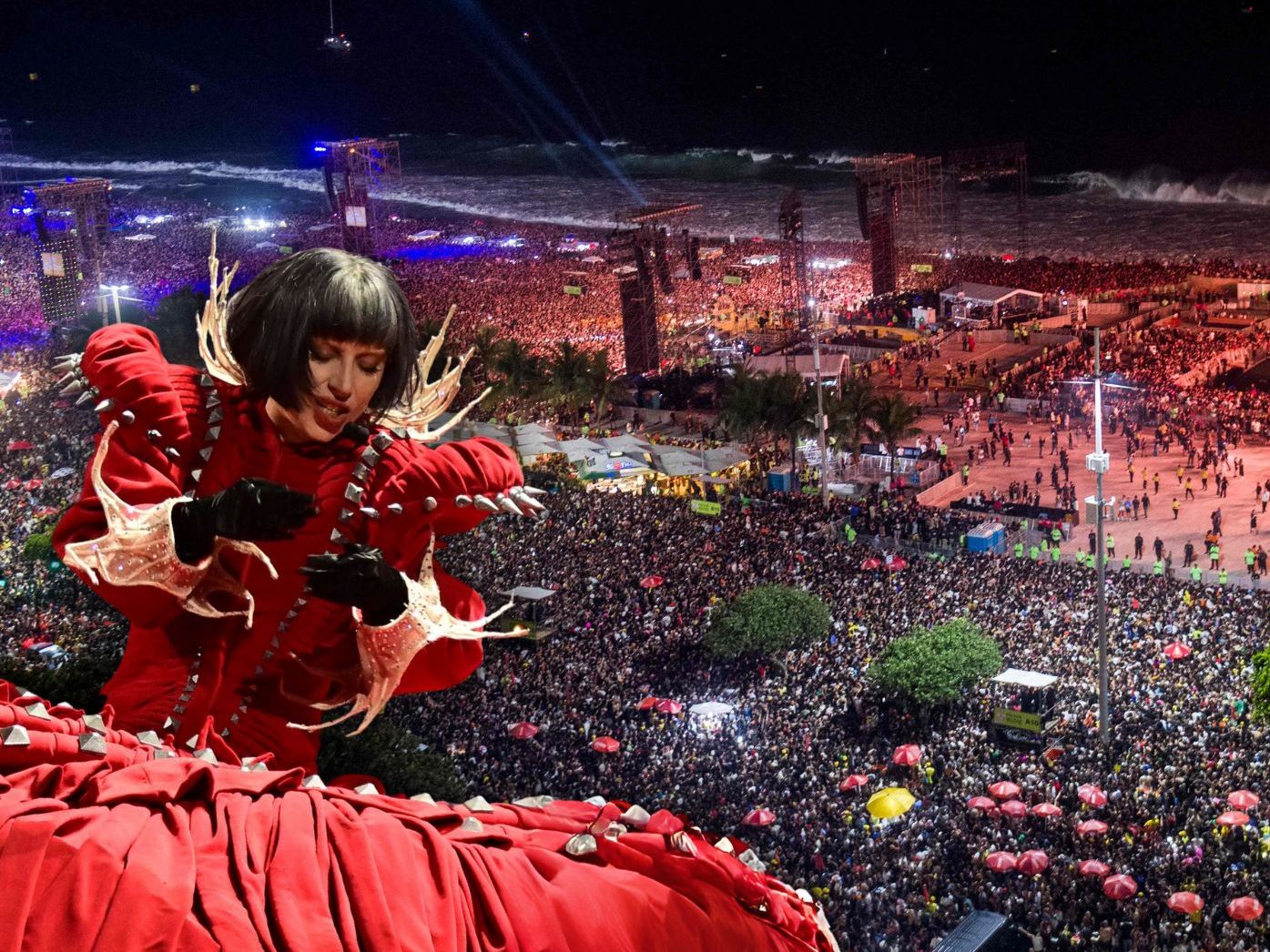 Vor 2,1 Millionen Menschen spielte Lady Gaga auf der Copacabana in Rio de Janeiro ein Rekord-Konzert. Vor 2,1 Millionen Menschen spielte Lady Gaga auf der Copacabana in Rio de Janeiro ein Rekord-Konzert.