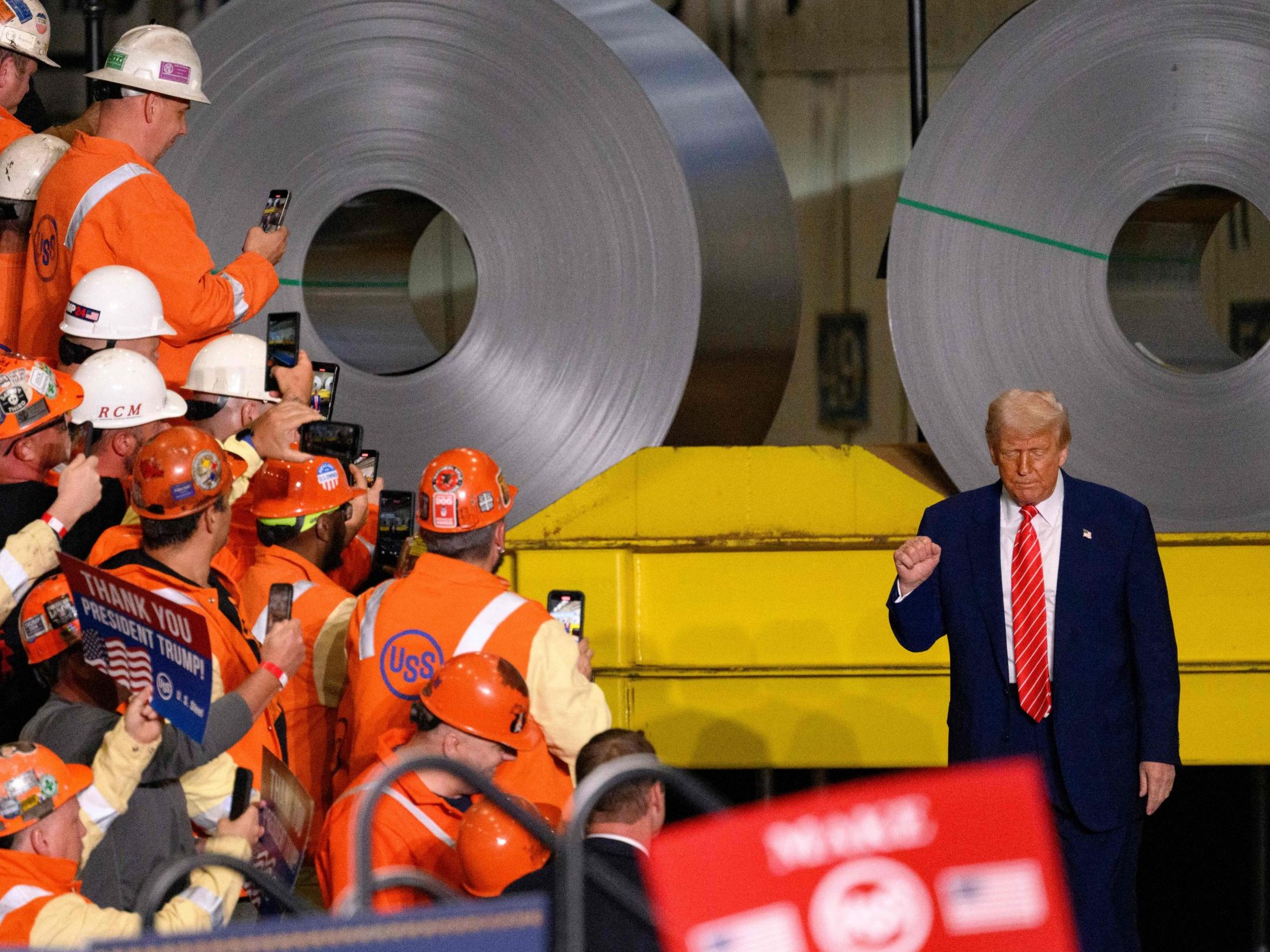 Mit höheren Einfuhrzöllen auf Stahl und Aluminium will Donald Trump die heimische Industrie stärken.