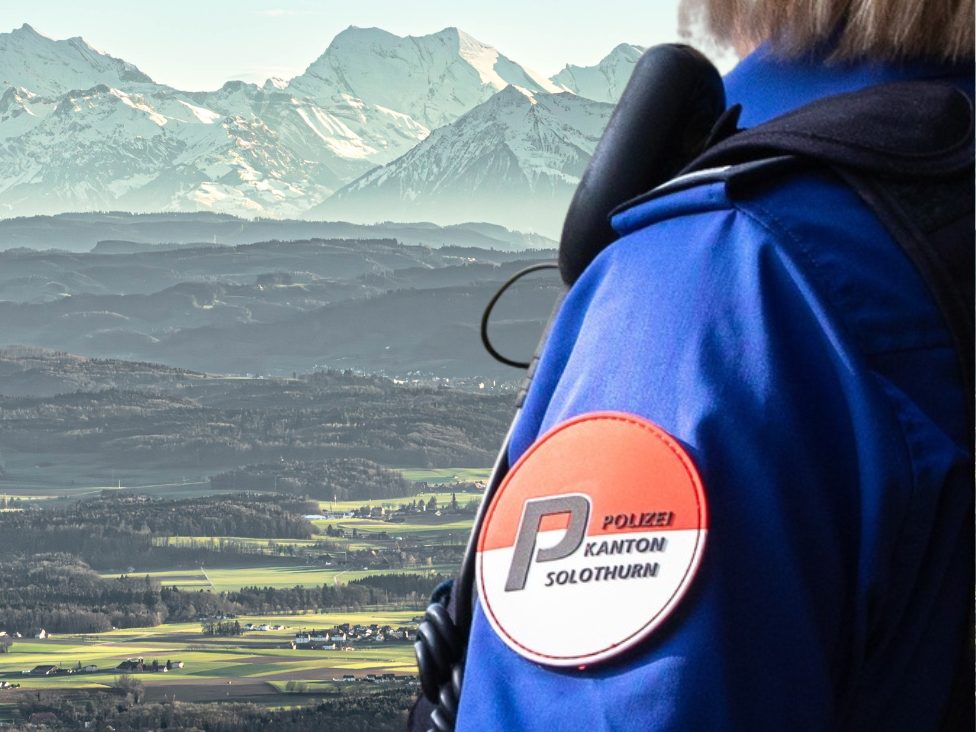 Drei Tote in der Schweiz: 41-Jähriger wegen mutmaßlichem Dreifachmord festgenommen Drei Tote in der Schweiz: 41-Jähriger wegen mutmaßlichem Dreifachmord festgenommen