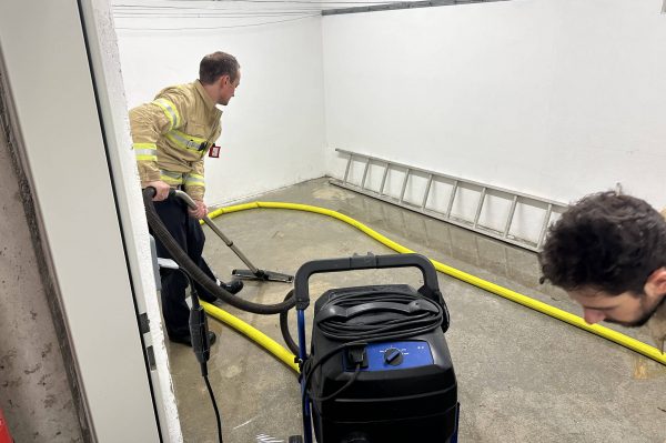 ABD0008_20250627 – KITZBHEL – STERREICH: ++ HANDOUT ++ ZU APA0402 VOM 26.6.2025 – Ein schweres Unwetter sorgte am Donnerstag, 26. Juni 2025, im Stadtgebiet von Kitzbhel fr zahlreiche Einstze der Feuerwehr. – FOTO: APA/STADTFEUERWEHR KITZBHEL – ++ WIR WEISEN AUSDRCKLICH DARAUF HIN, DASS EINE VERWENDUNG DES BILDES AUS MEDIEN- UND/ODER URHEBERRECHTLICHEN GRNDEN AUSSCHLIESSLICH IM ZUSAMMENHANG […]