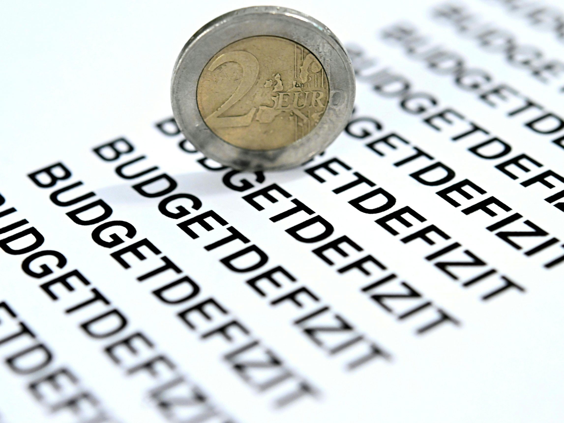 Die EU-Kommission empfiehlt ein Defizitverfahren gegen Österreich.