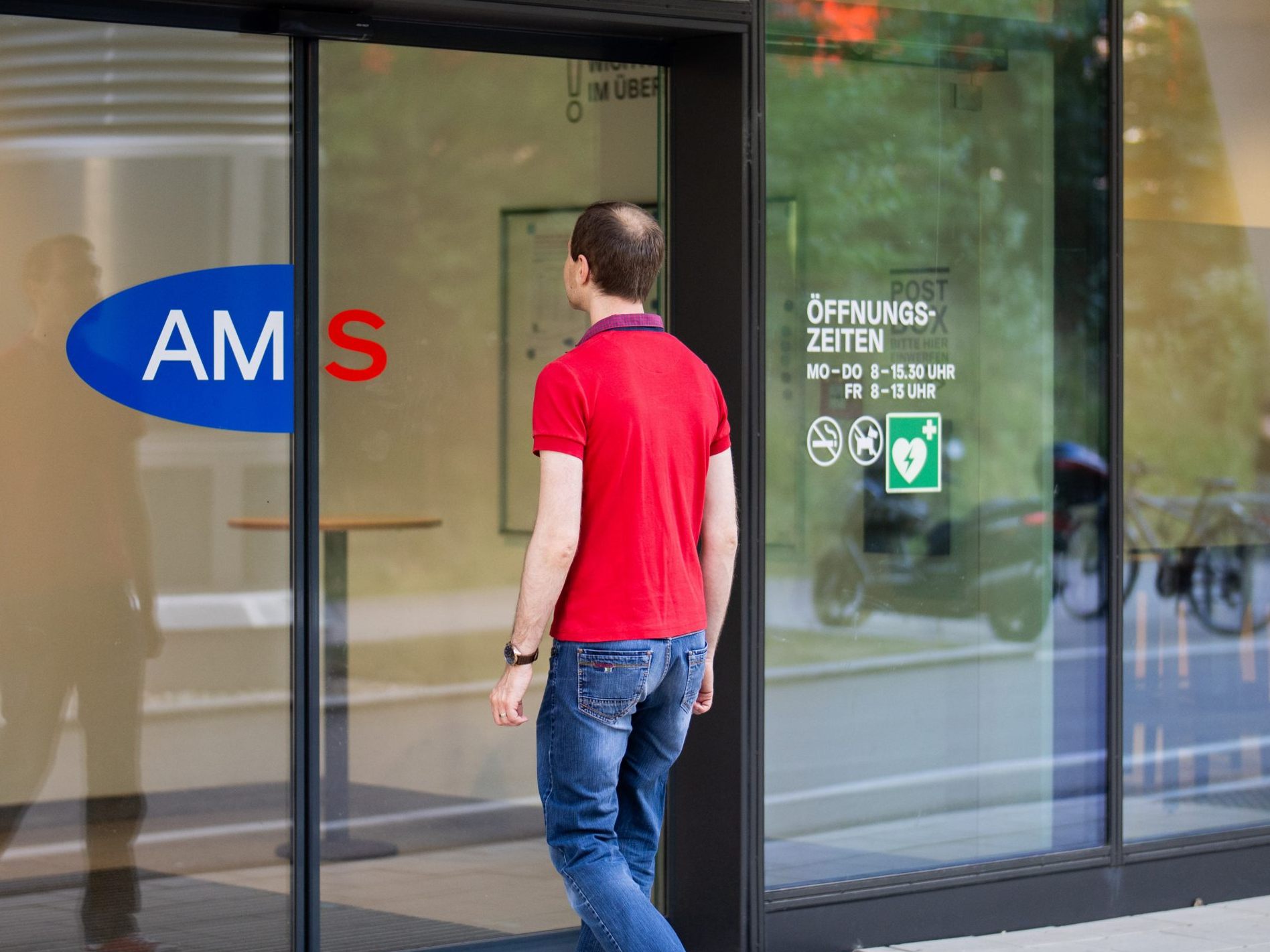 Die Arbeitslosigkeit ist im Mai um 6,9 Prozent gestiegen. Die Arbeitslosigkeit ist im Mai um 6,9 Prozent gestiegen.