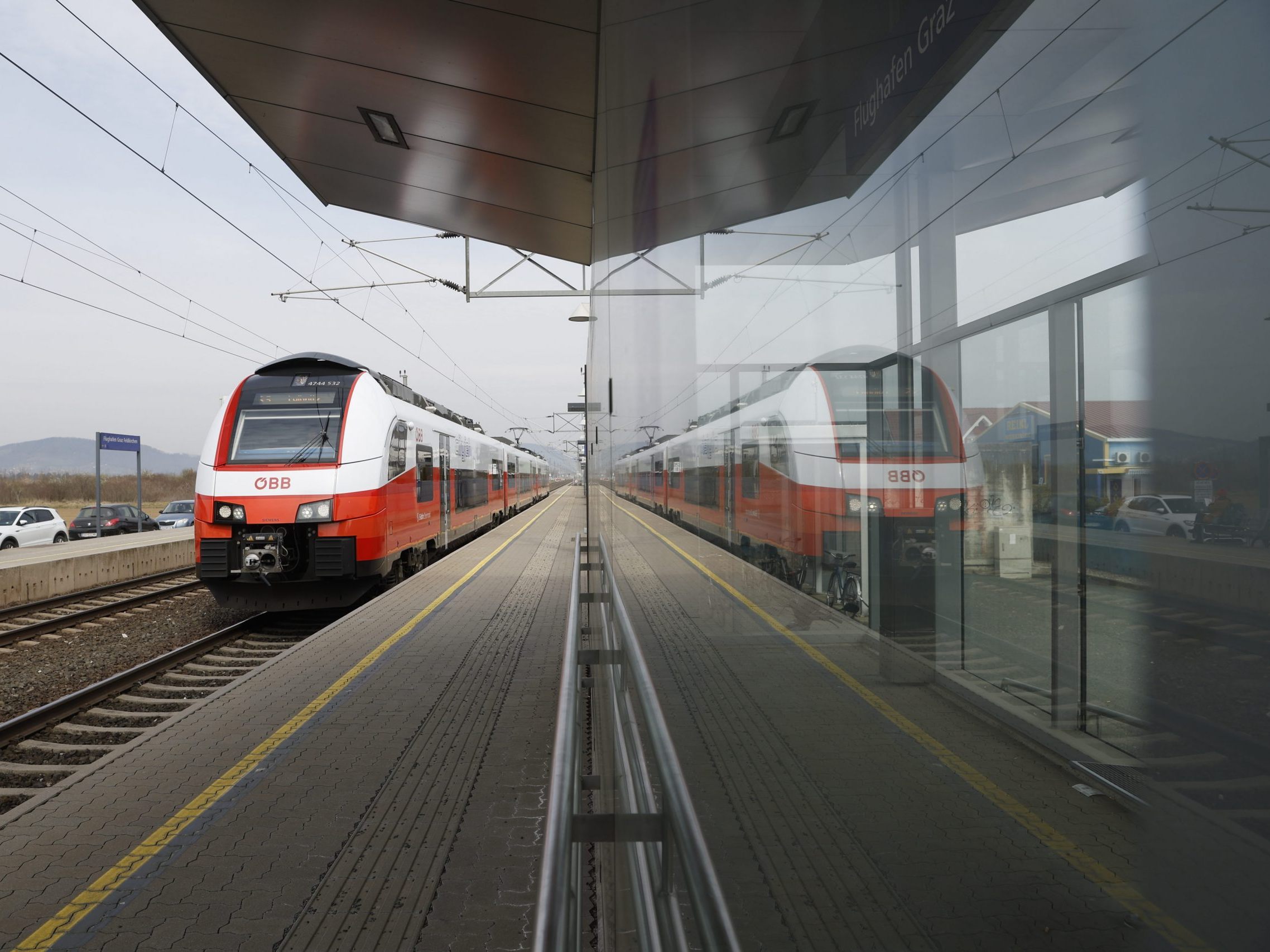 Der Wiener S-Bahn-Ring verspätet sich weiter. Der Wiener S-Bahn-Ring verspätet sich weiter.