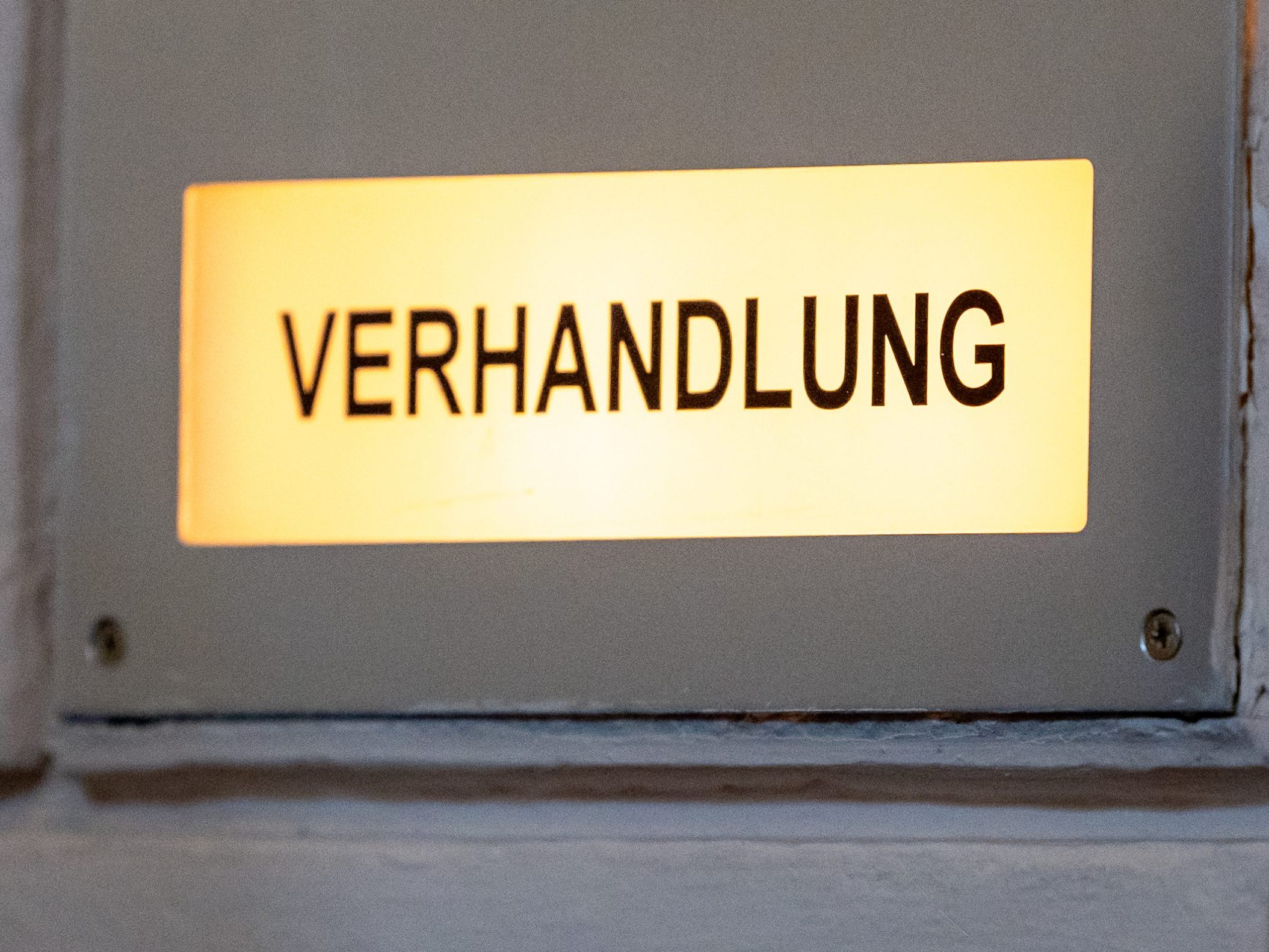 Nach dem Unfall mit fünf Toten auf der A2 beginnt der Prozess am 9. Juli.