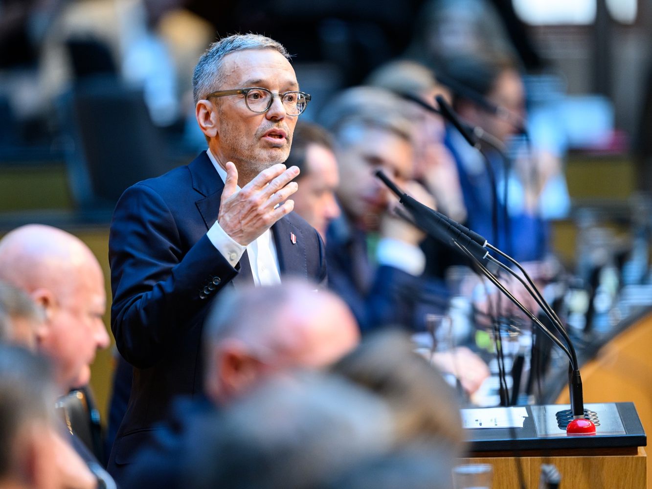 Kickl sieht bei Budget-Entwurf "herzlosen und fantasielosen Kahlschlag". Kickl sieht bei Budget-Entwurf "herzlosen und fantasielosen Kahlschlag".