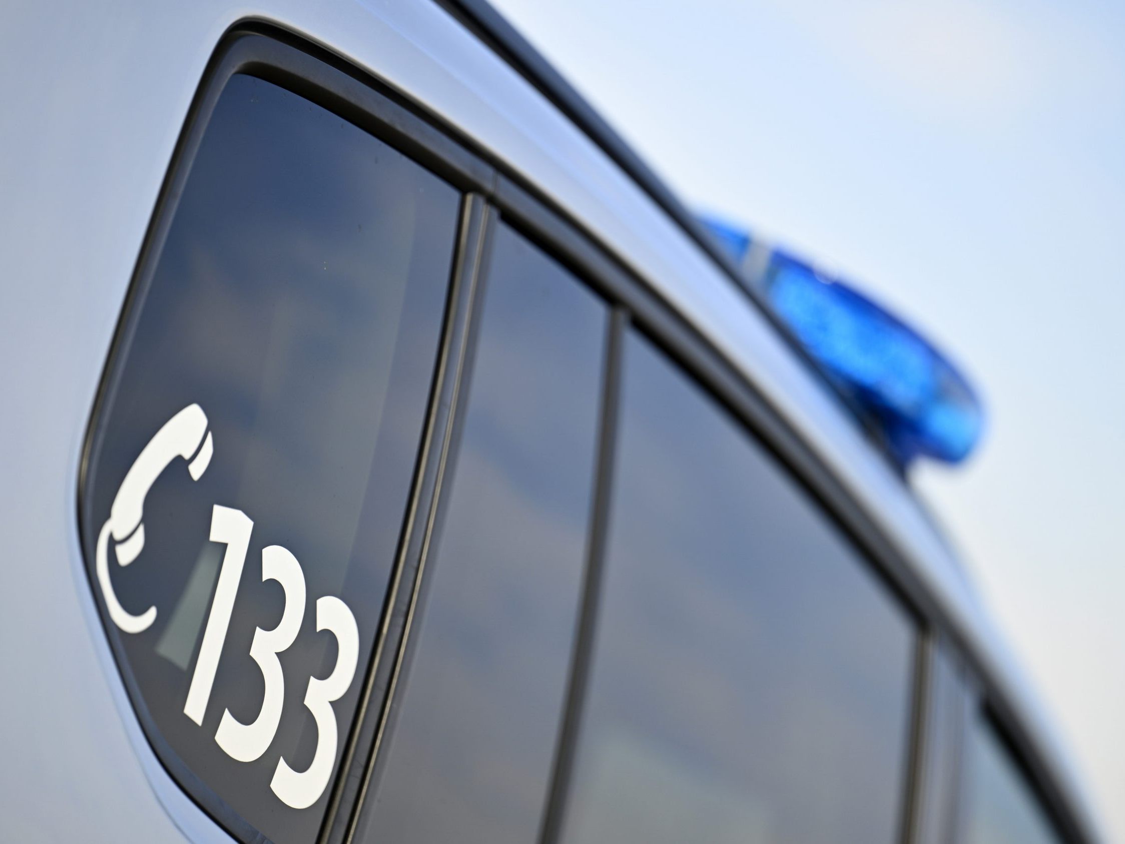 Zugverkehr wurde laut Exekutive gestoppt.