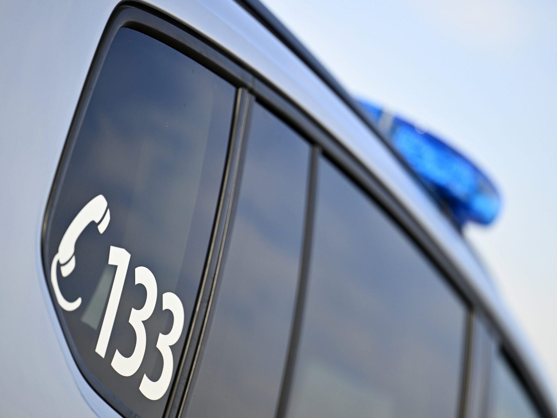 Ermittlungen nach Schüssen und "Allahu Akbar"-Rufen in Wien. Ermittlungen nach Schüssen und "Allahu Akbar"-Rufen in Wien.