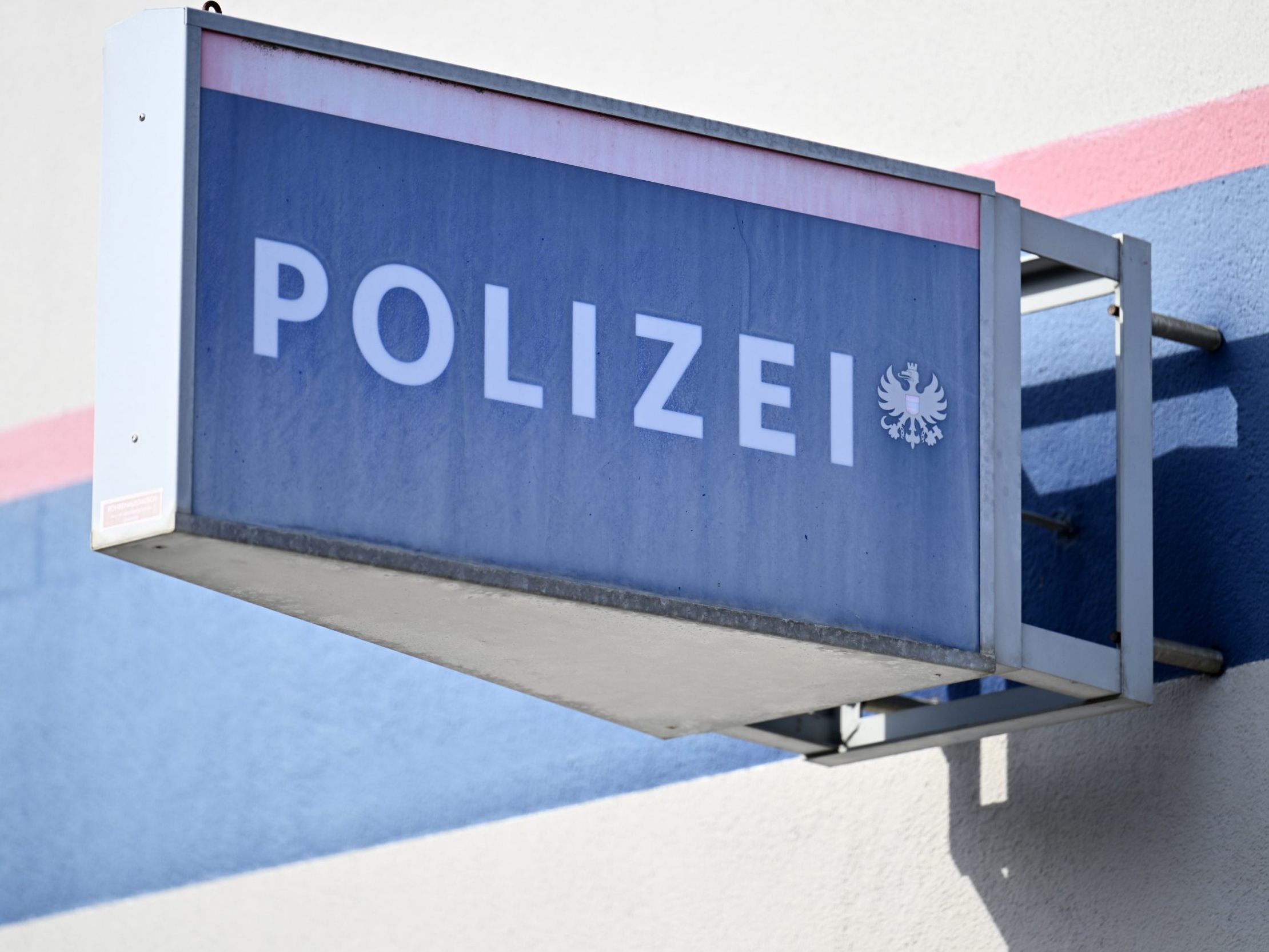 Weniger Wachzimmer sonntags in Wien. Weniger Wachzimmer sonntags in Wien.