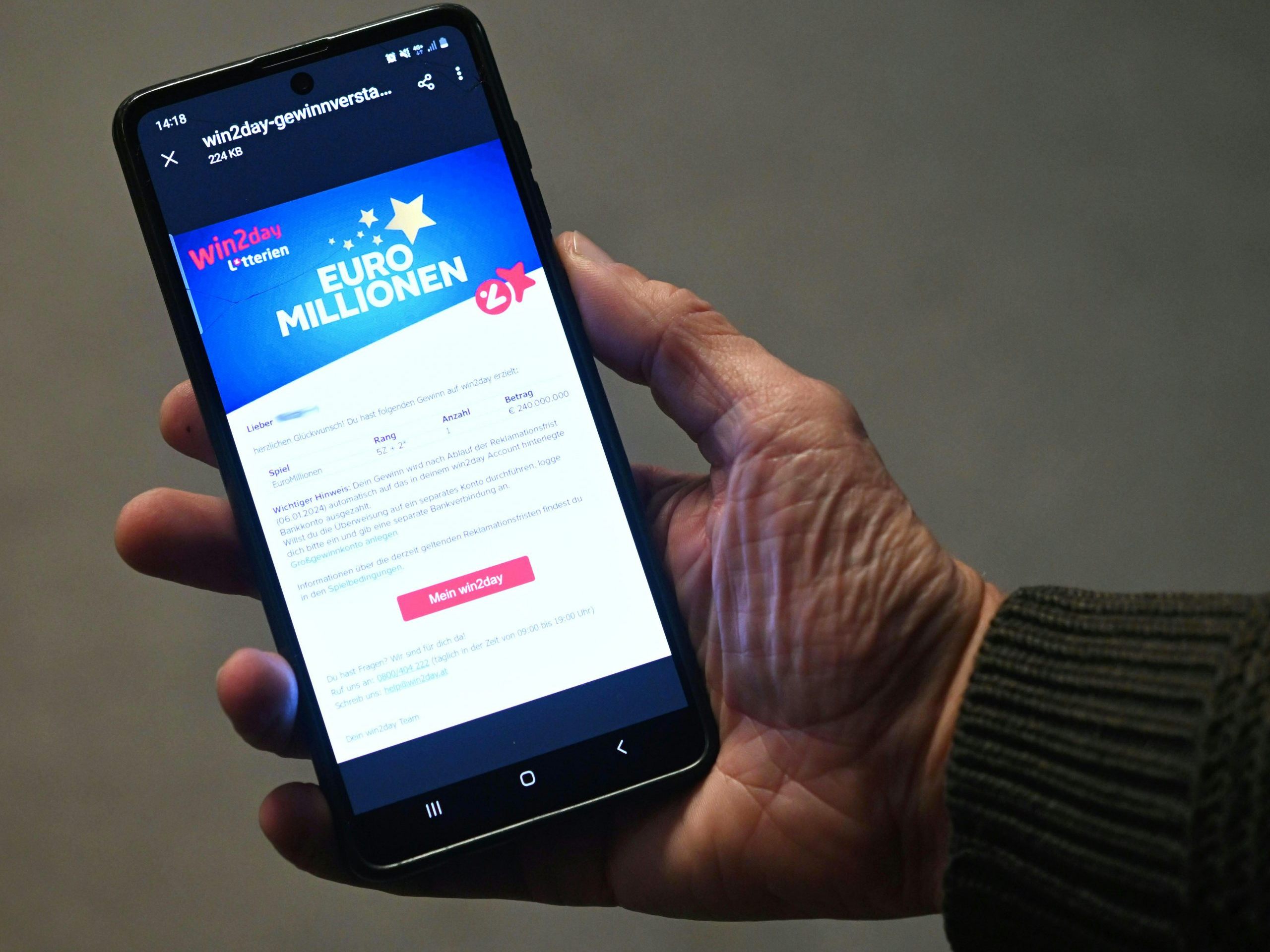 Am 17.6.2025 wurde der EuroMillionen‑Jackpot von 250 Mio. € erstmals in Irland erreicht. Am 17.6.2025 wurde der EuroMillionen‑Jackpot von 250 Mio. € erstmals in Irland erreicht.