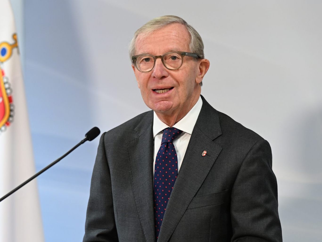 In Salzburg wollen die Landeshauptleute eine "Reformpartnerschaft" anstoßen. In Salzburg wollen die Landeshauptleute eine "Reformpartnerschaft" anstoßen.