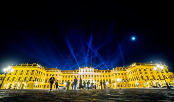 ABD0139_20250406 – WIEN – STERREICH: ++ ARCHIVBILD/THEMENBILD ++ Illustration zu den Themen ” Wien / Wien-Wahl / Schloss Schnbrunn / Konzert / Sommernachtskonzert “. Im Bild: Blick auf das Schloss Schnbrunn am Freitag, 18. Juni 2021, nach dem Sommernachtskonzert im Schlosspark Schnbrunn in Wien. Die Wiener Gemeinderats- und Landtagswahl findet am Sonntag, 27. April 2025 […]