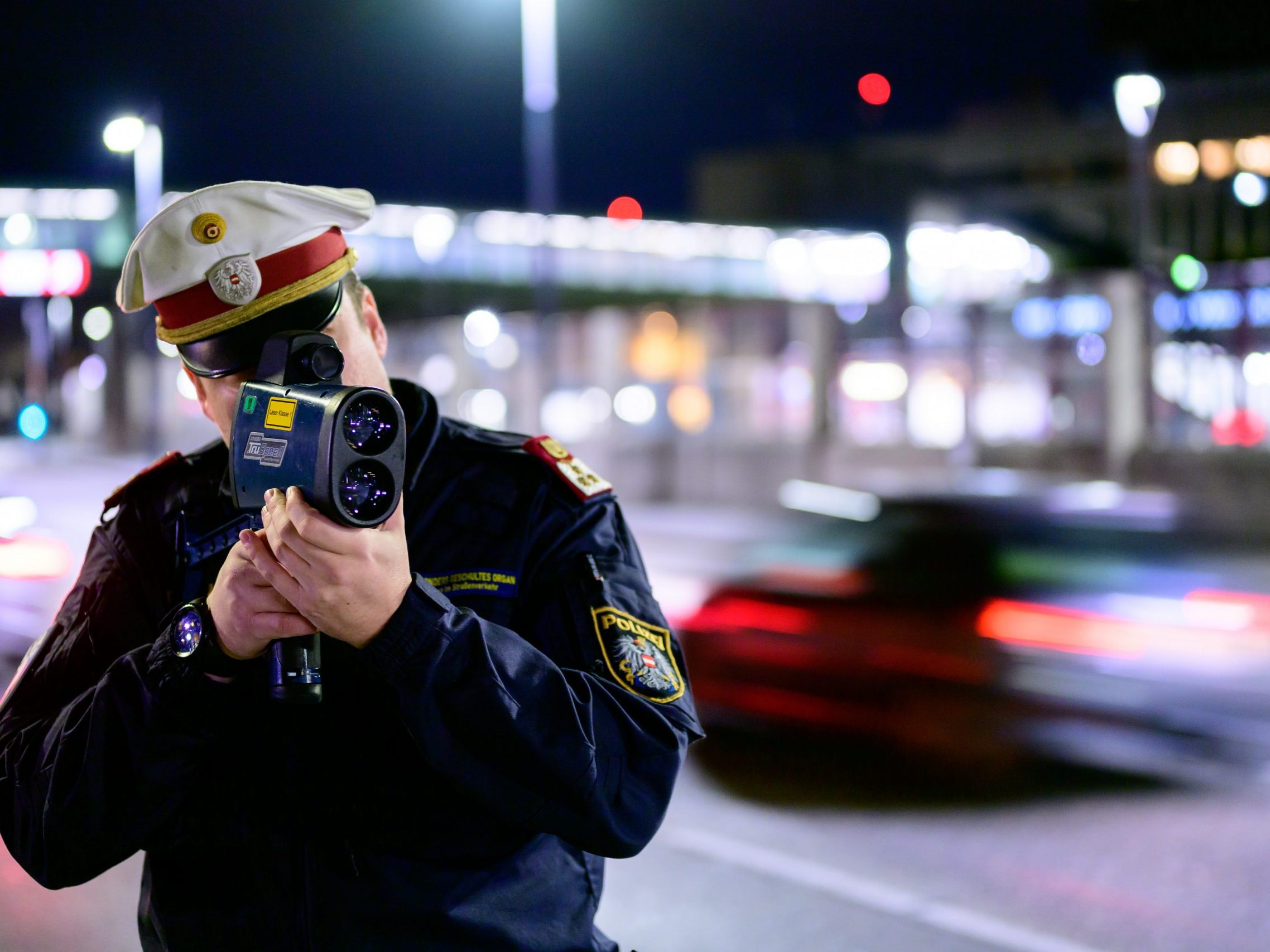 Die Polizei zog in Wien-Favoriten drei Raser aus dem Verkehr. Die Polizei zog in Wien-Favoriten drei Raser aus dem Verkehr.