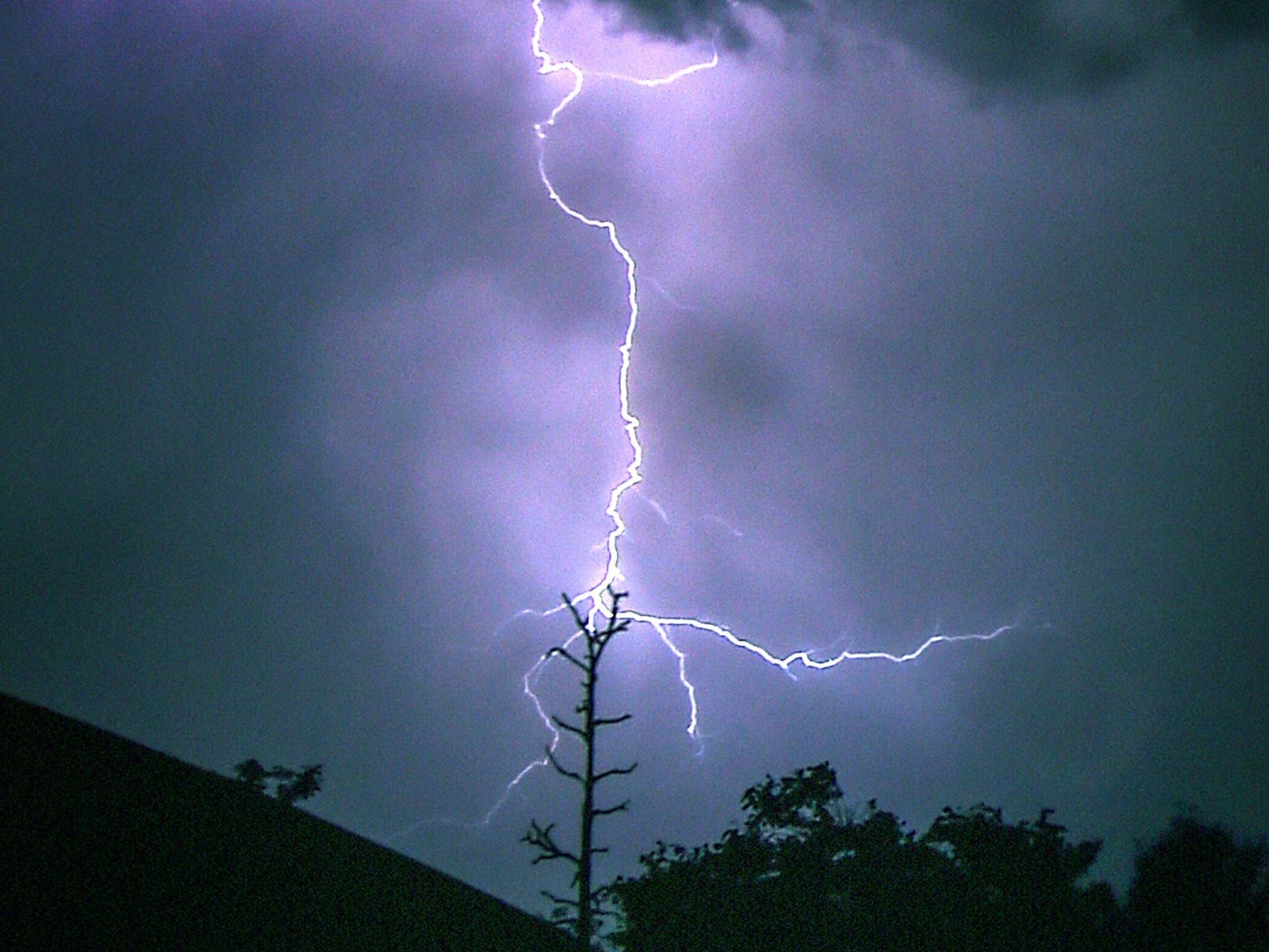 Darum sind Gewitter in den Bergen so gefährlich Darum sind Gewitter in den Bergen so gefährlich