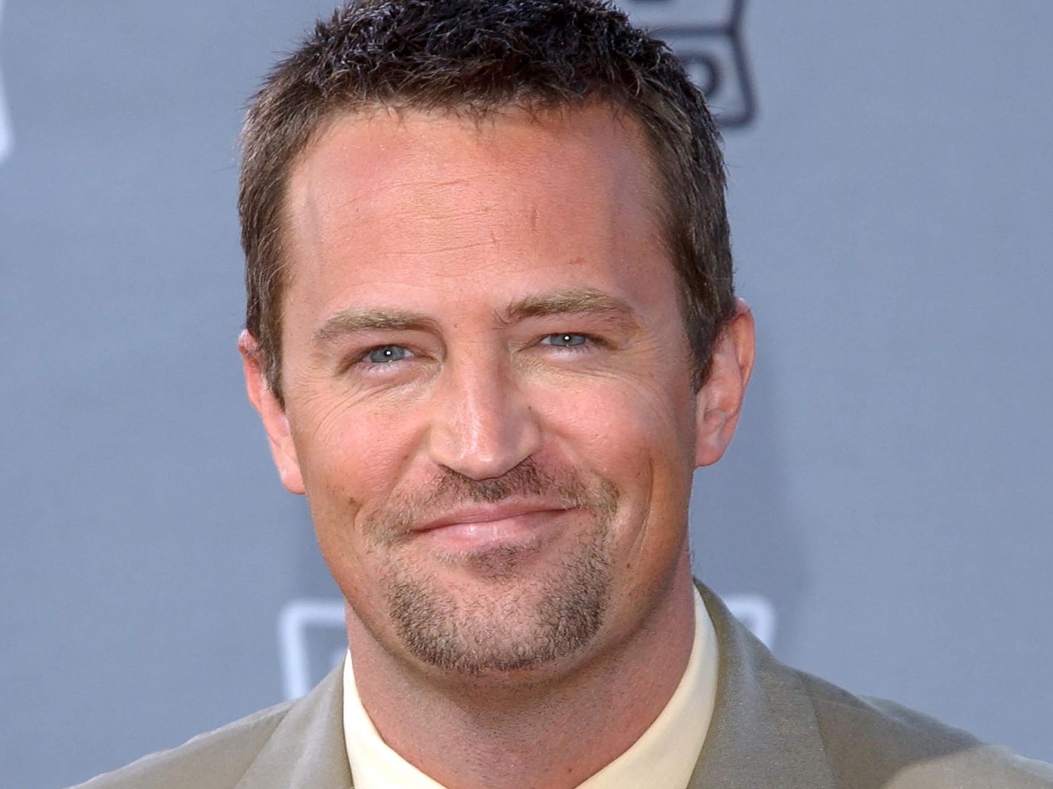 Hauptangeklagter Arzt im Todesfall Matthew Perry gesteht Schuld ein. Hauptangeklagter Arzt im Todesfall Matthew Perry gesteht Schuld ein.